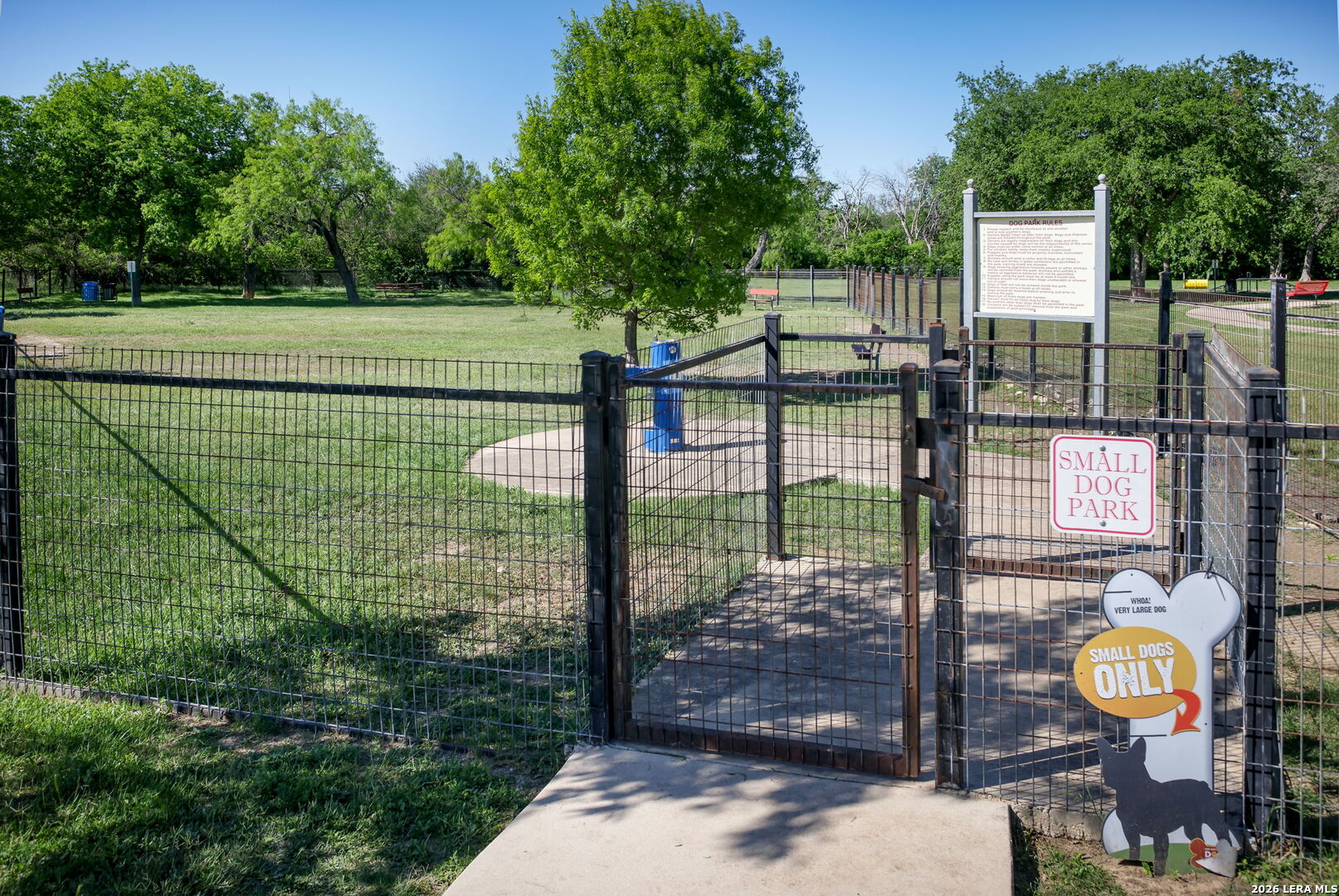main property photo 24