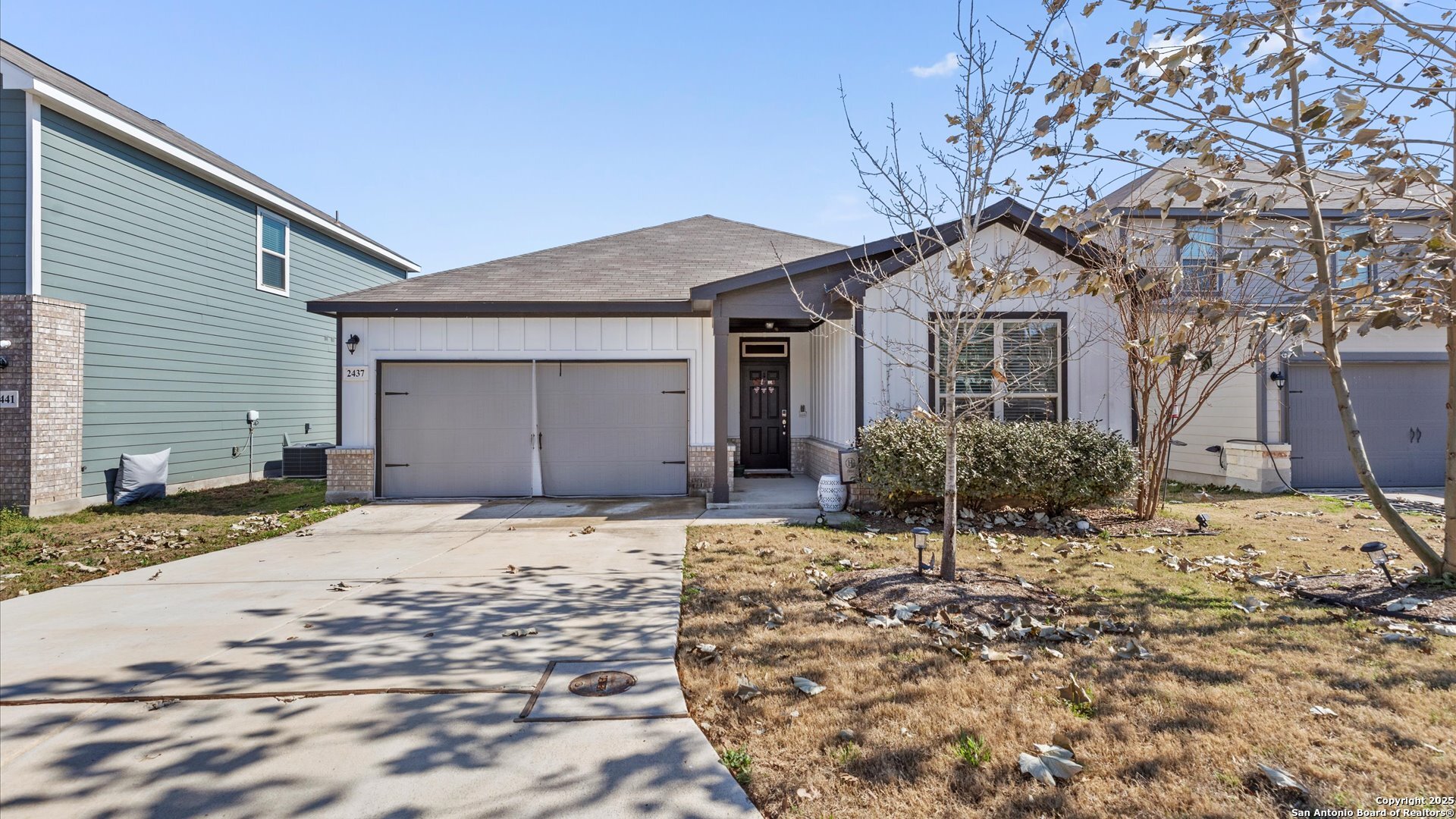 main property photo 25