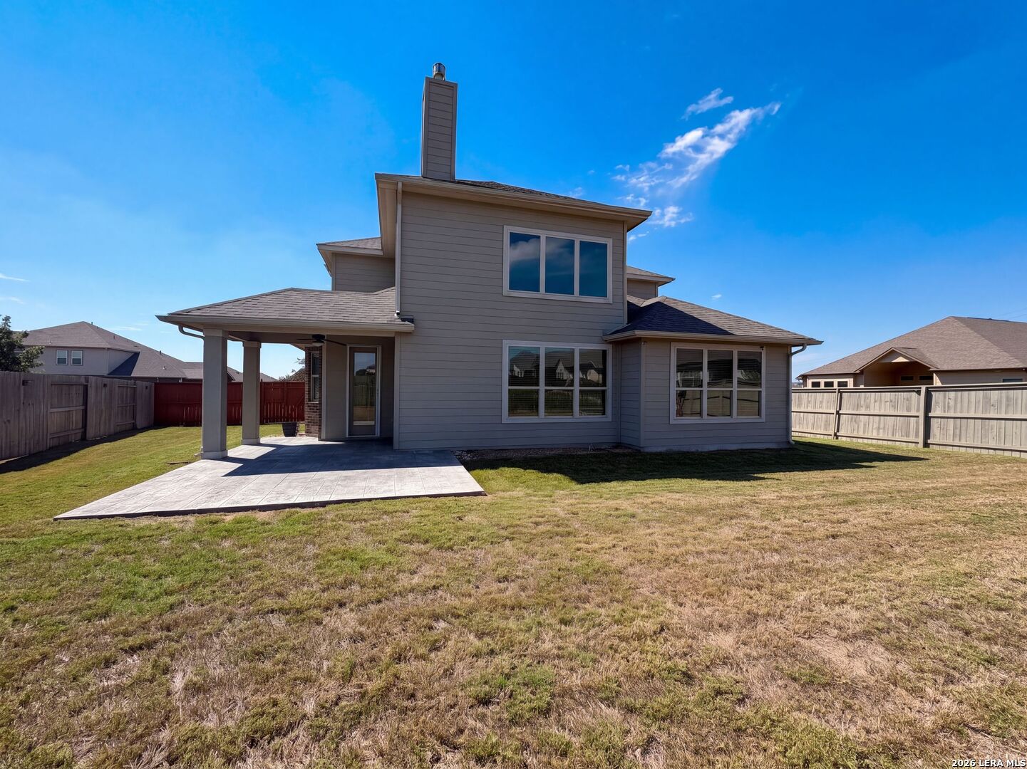 main property photo 4