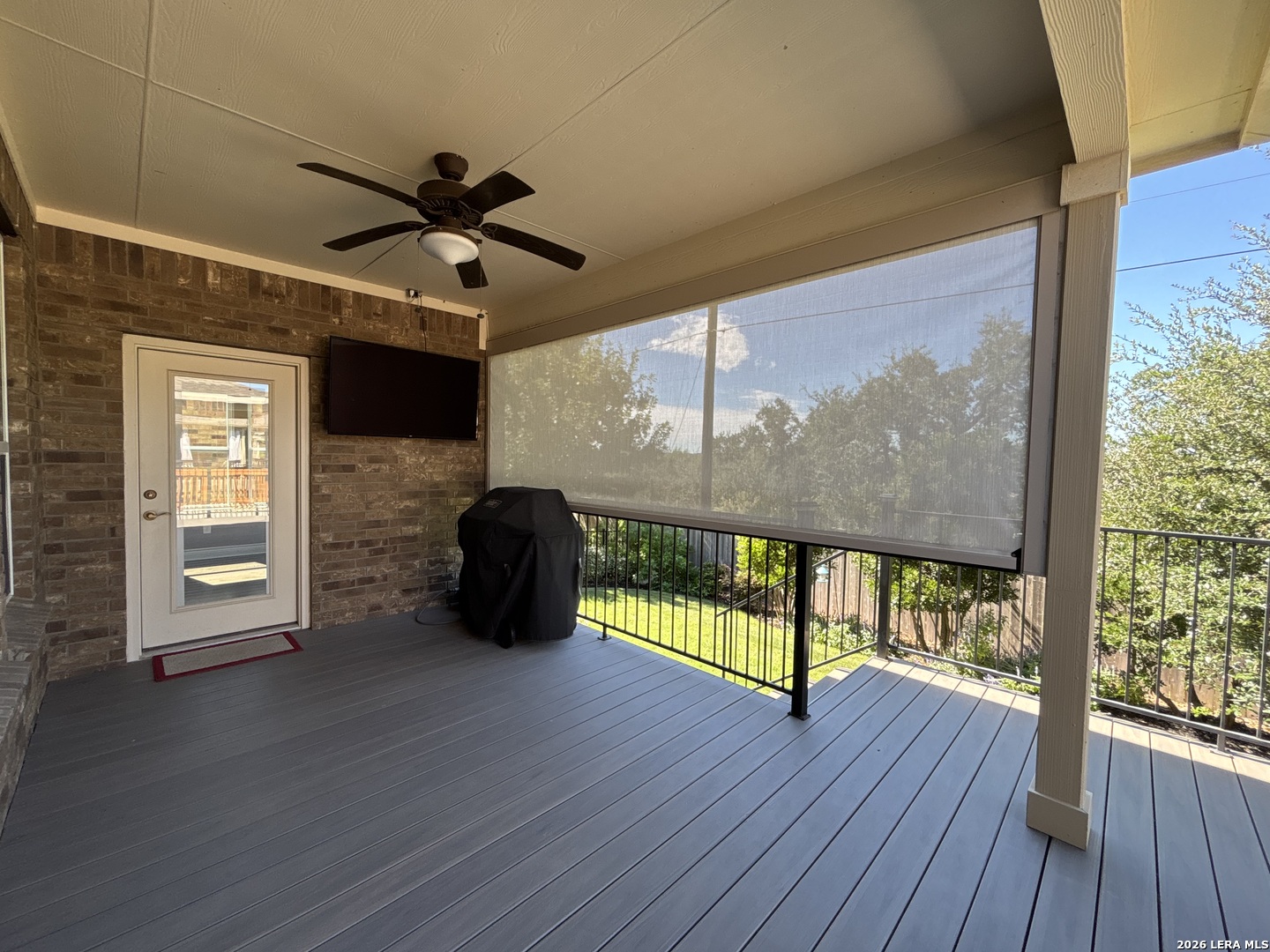 main property photo 40