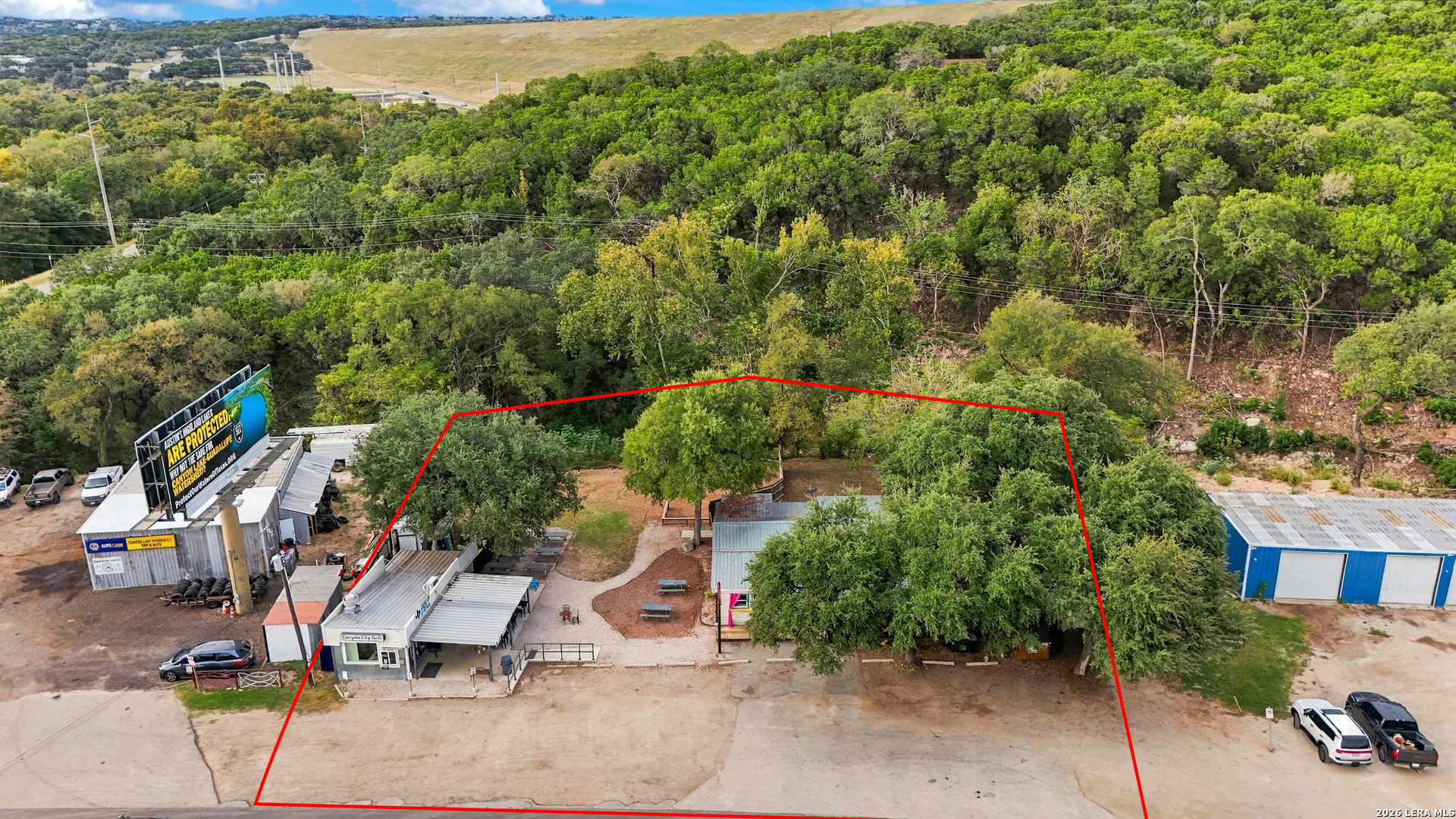 main property photo 30