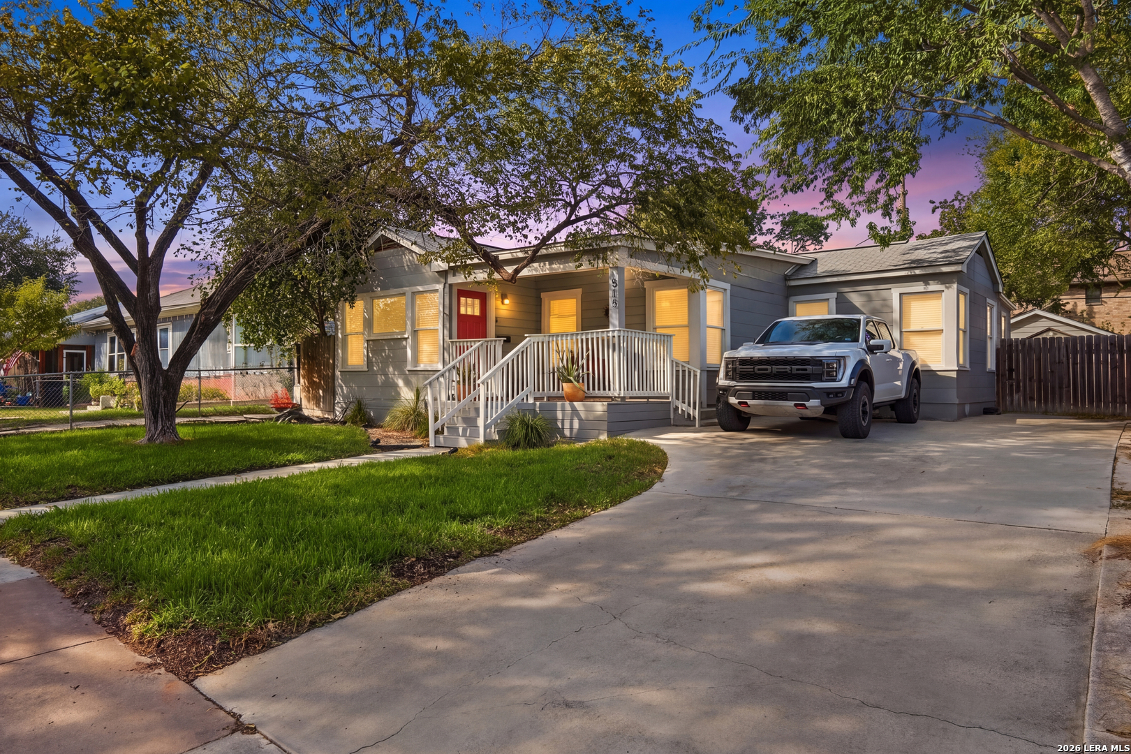 main property photo 18