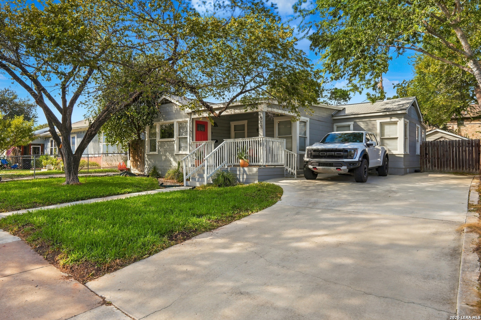 main property photo 36