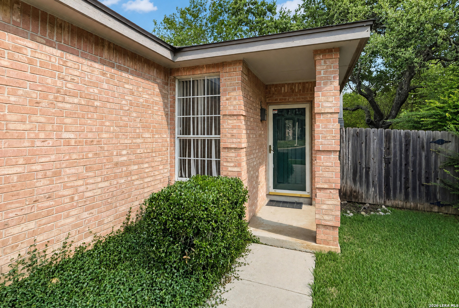main property photo 27