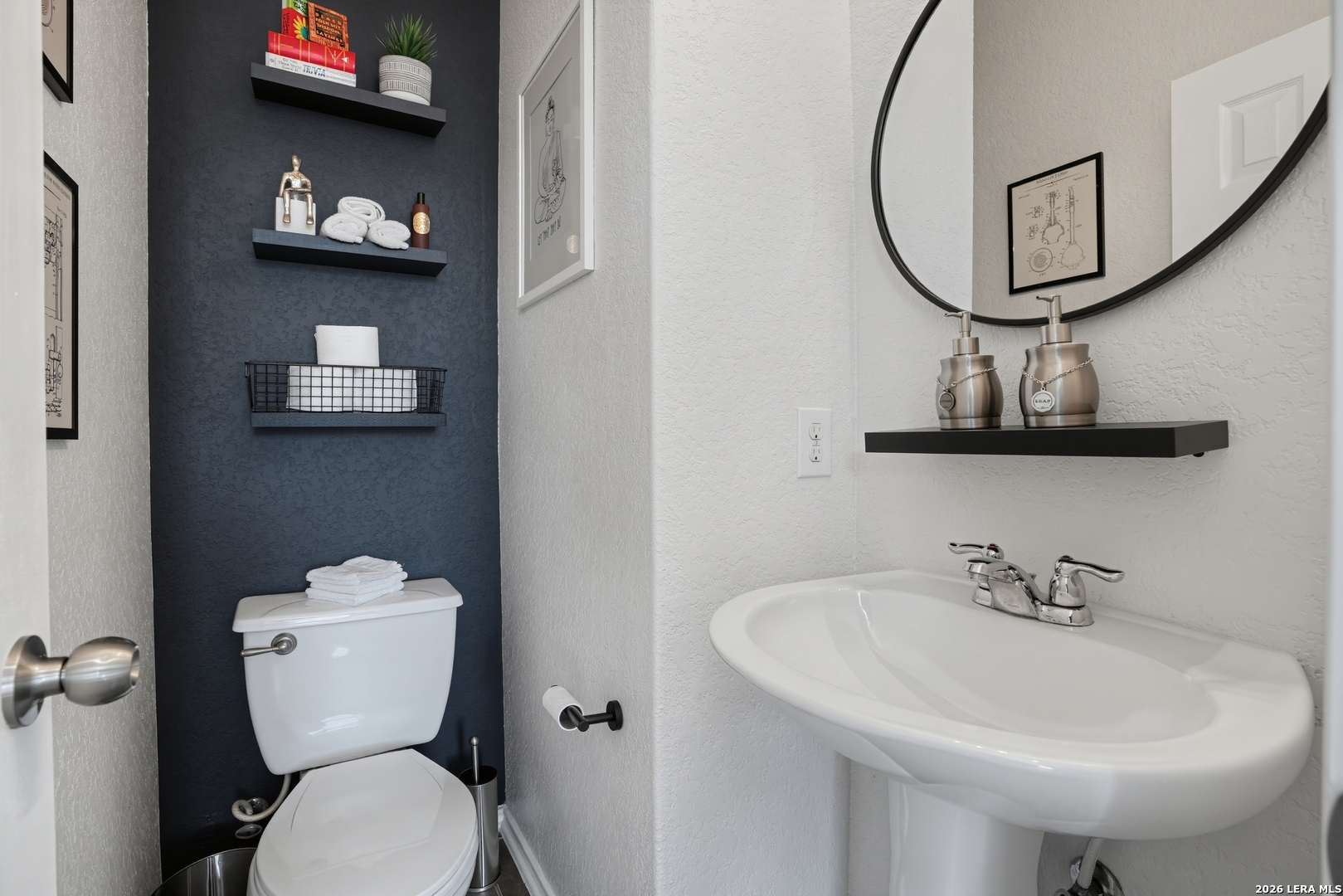 main property photo 15