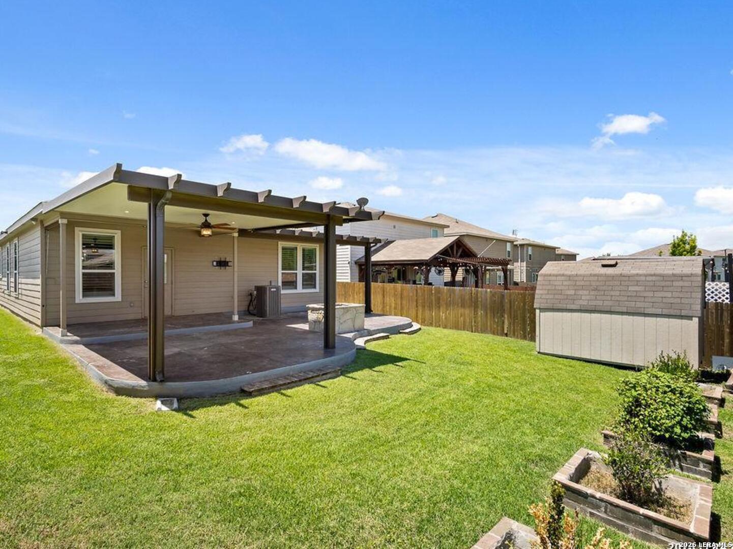 main property photo 27