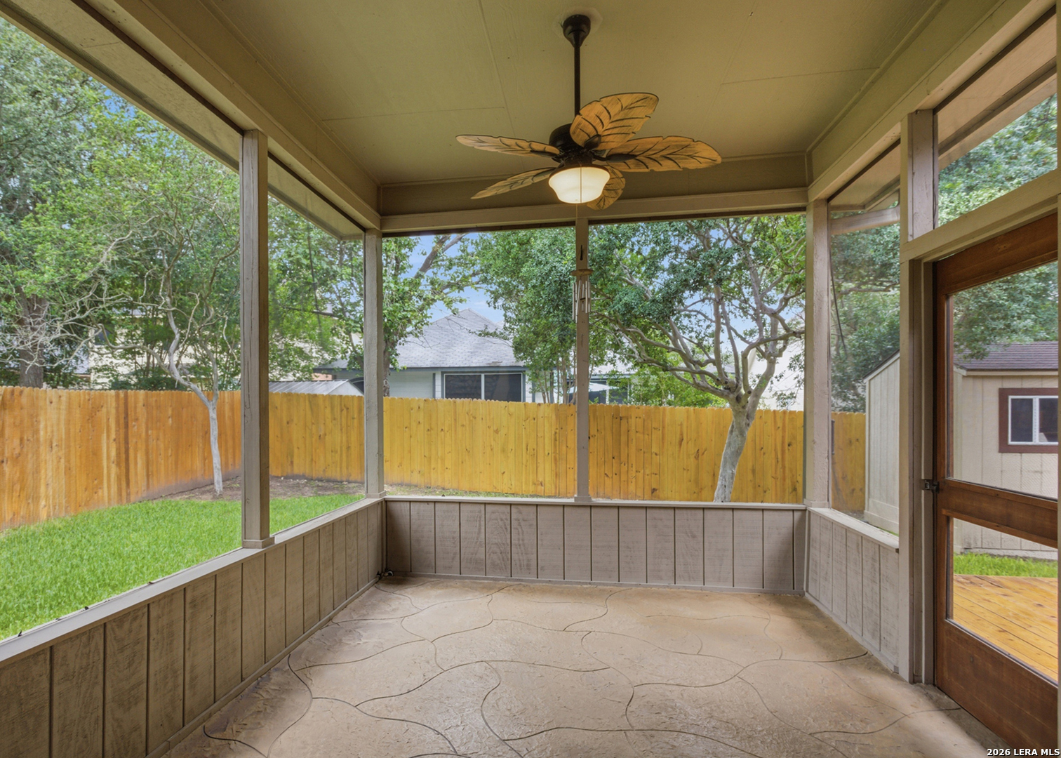 main property photo 29