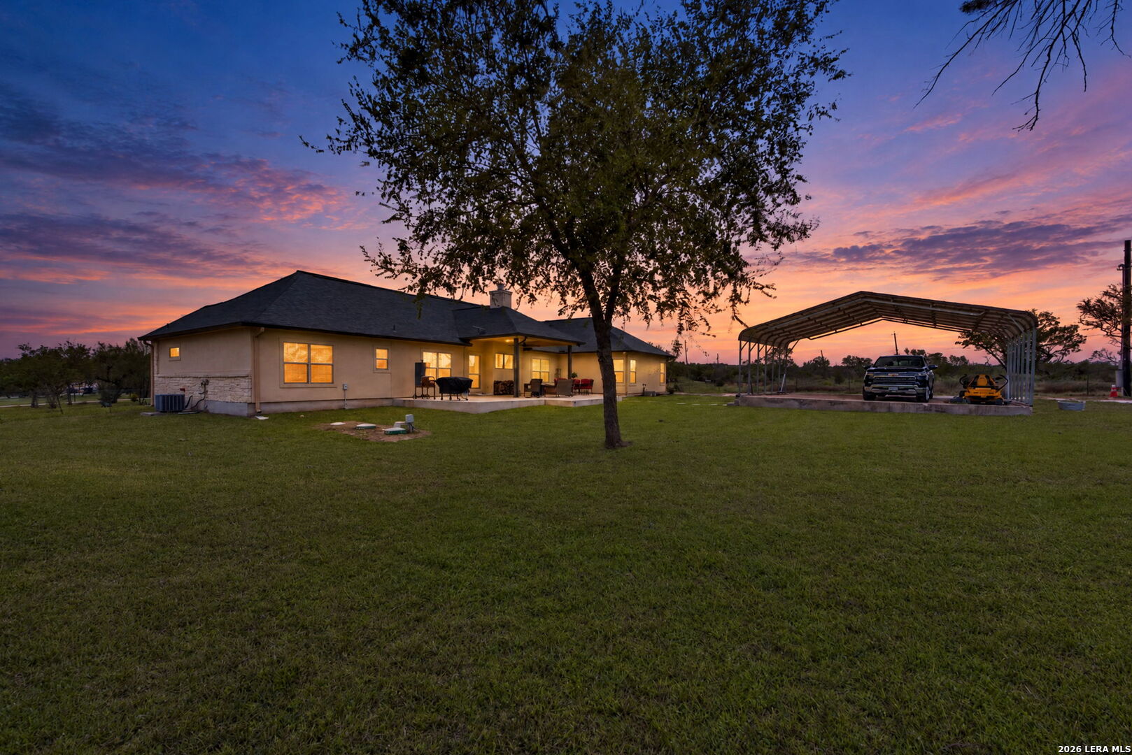 main property photo 6