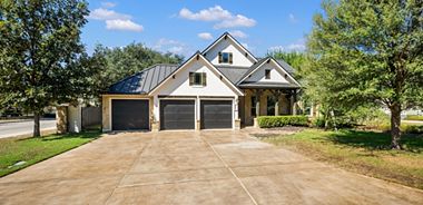 image of property with 4 Bed | 3 Bath | 2,460 Sqft