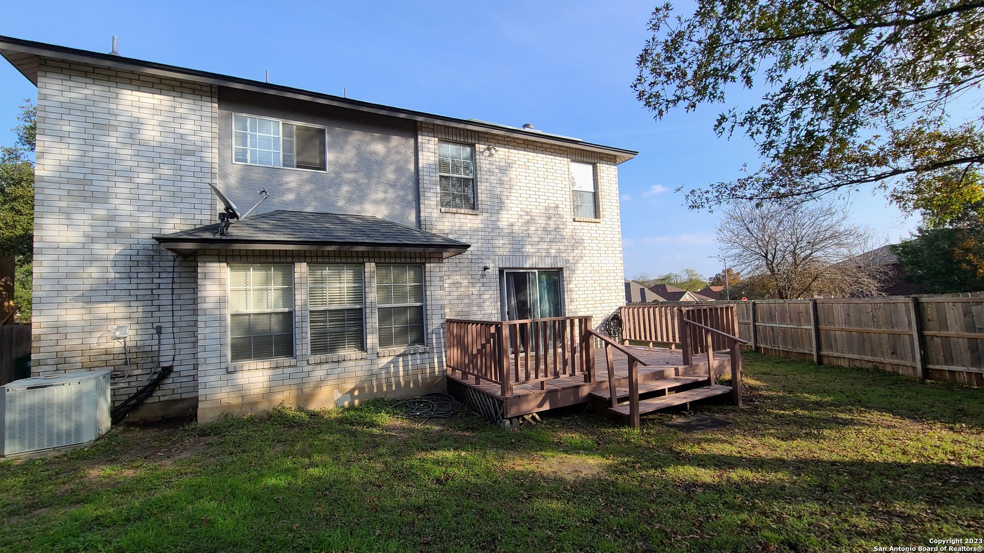 main property photo 22