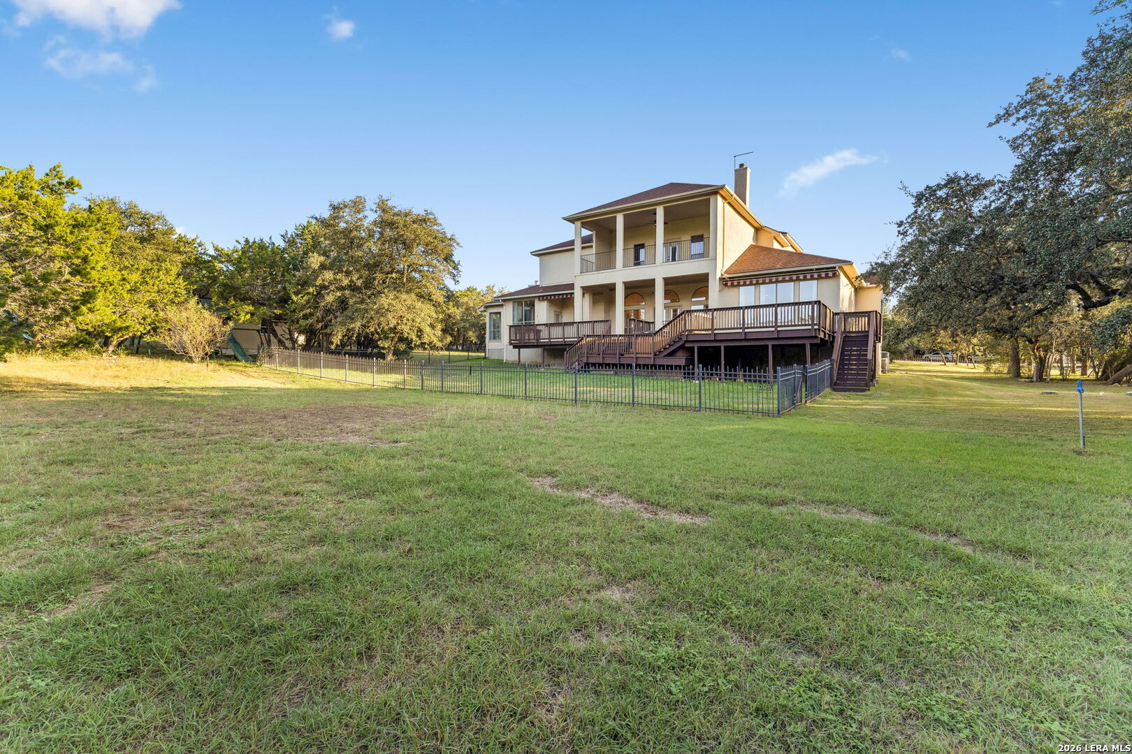 main property photo 36