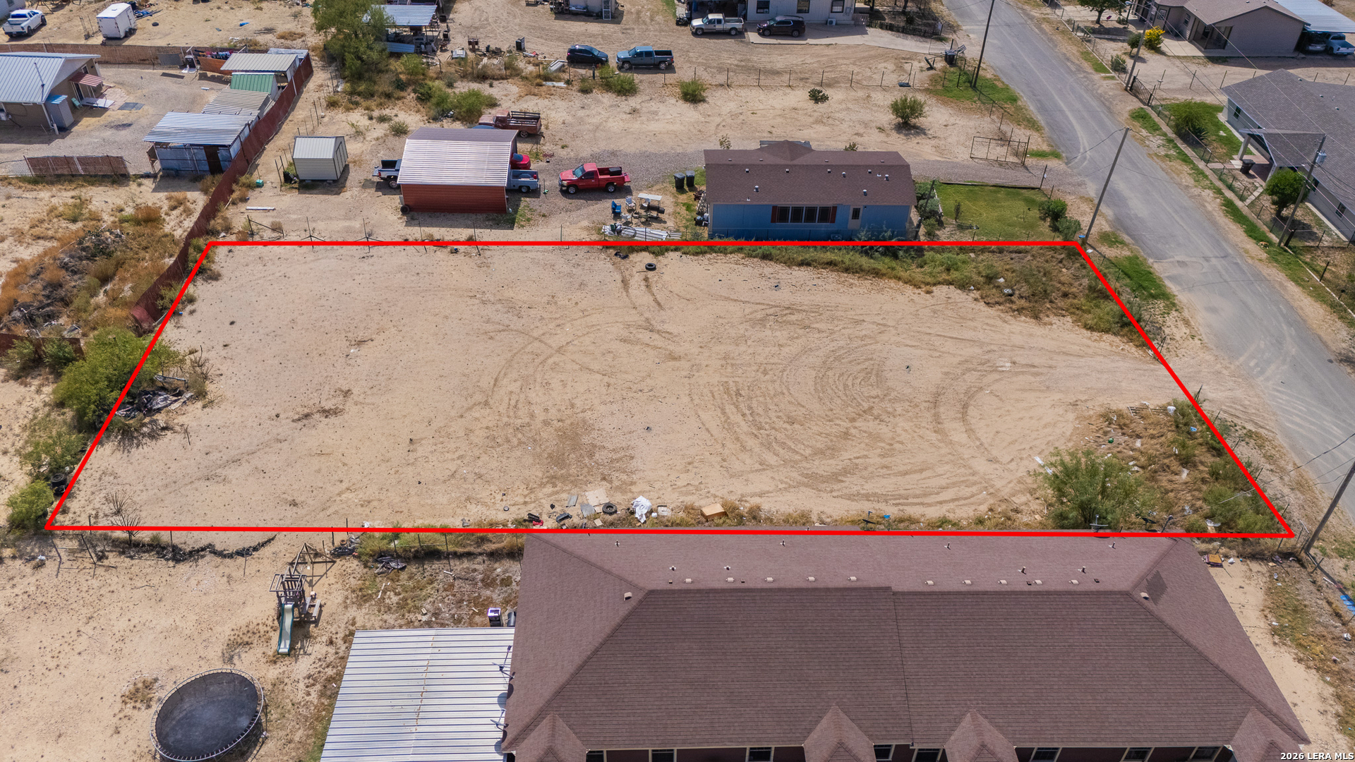 main property photo 2
