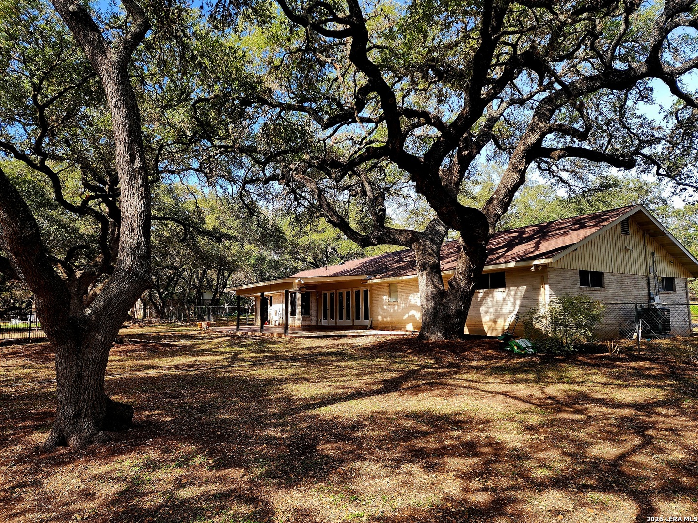 main property photo 39