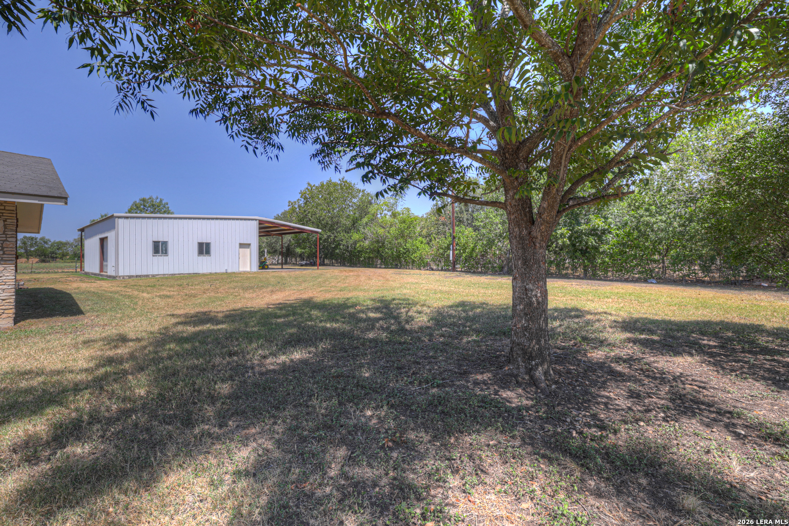 main property photo 36
