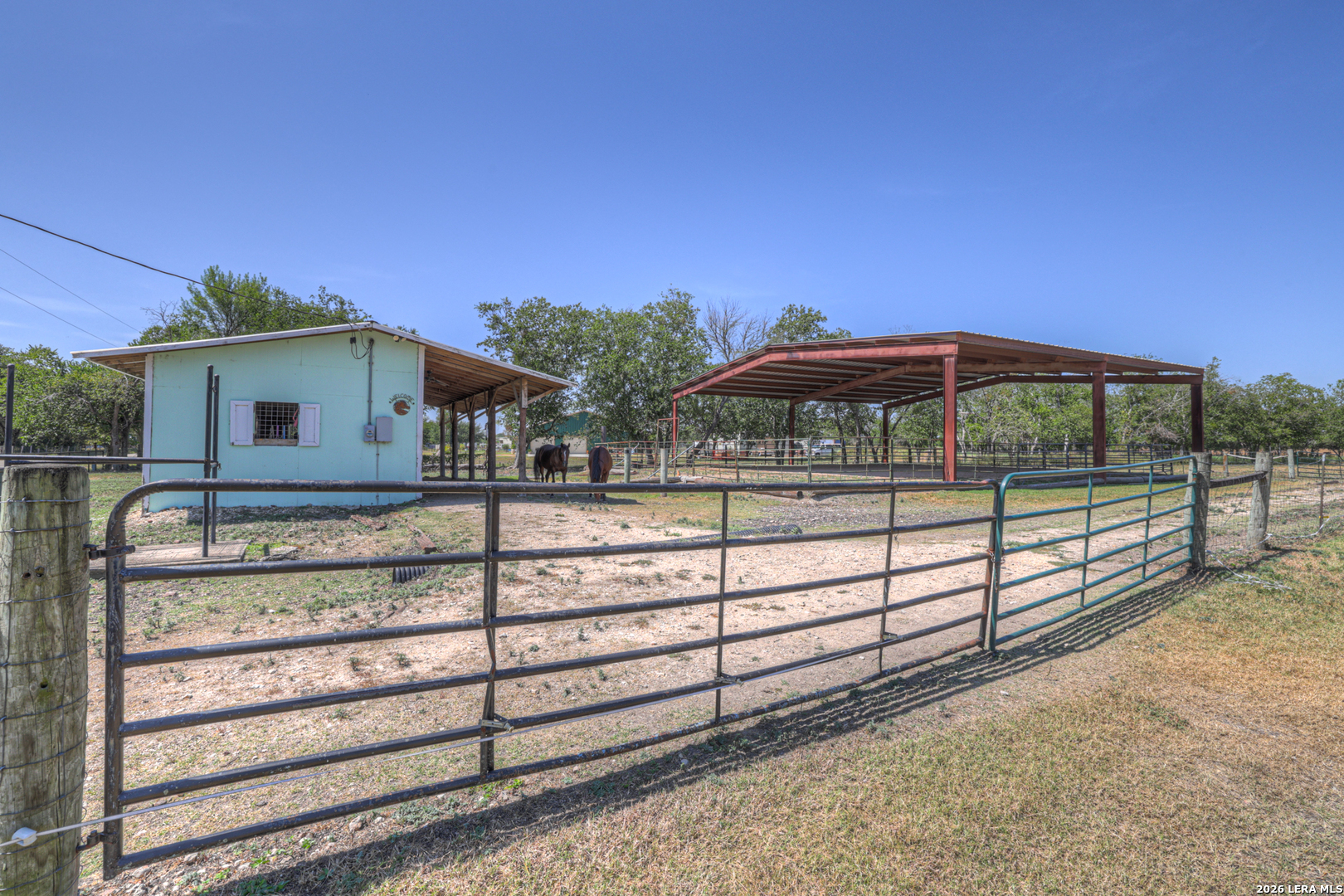 main property photo 37