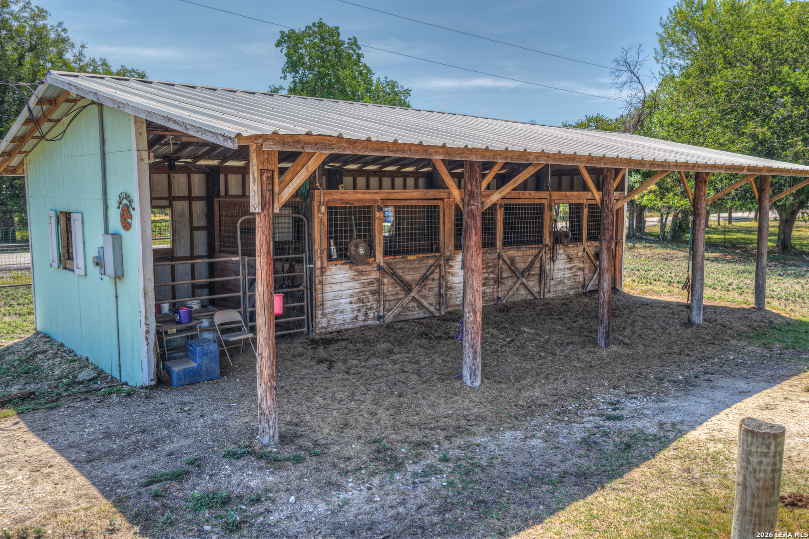 main property photo 39