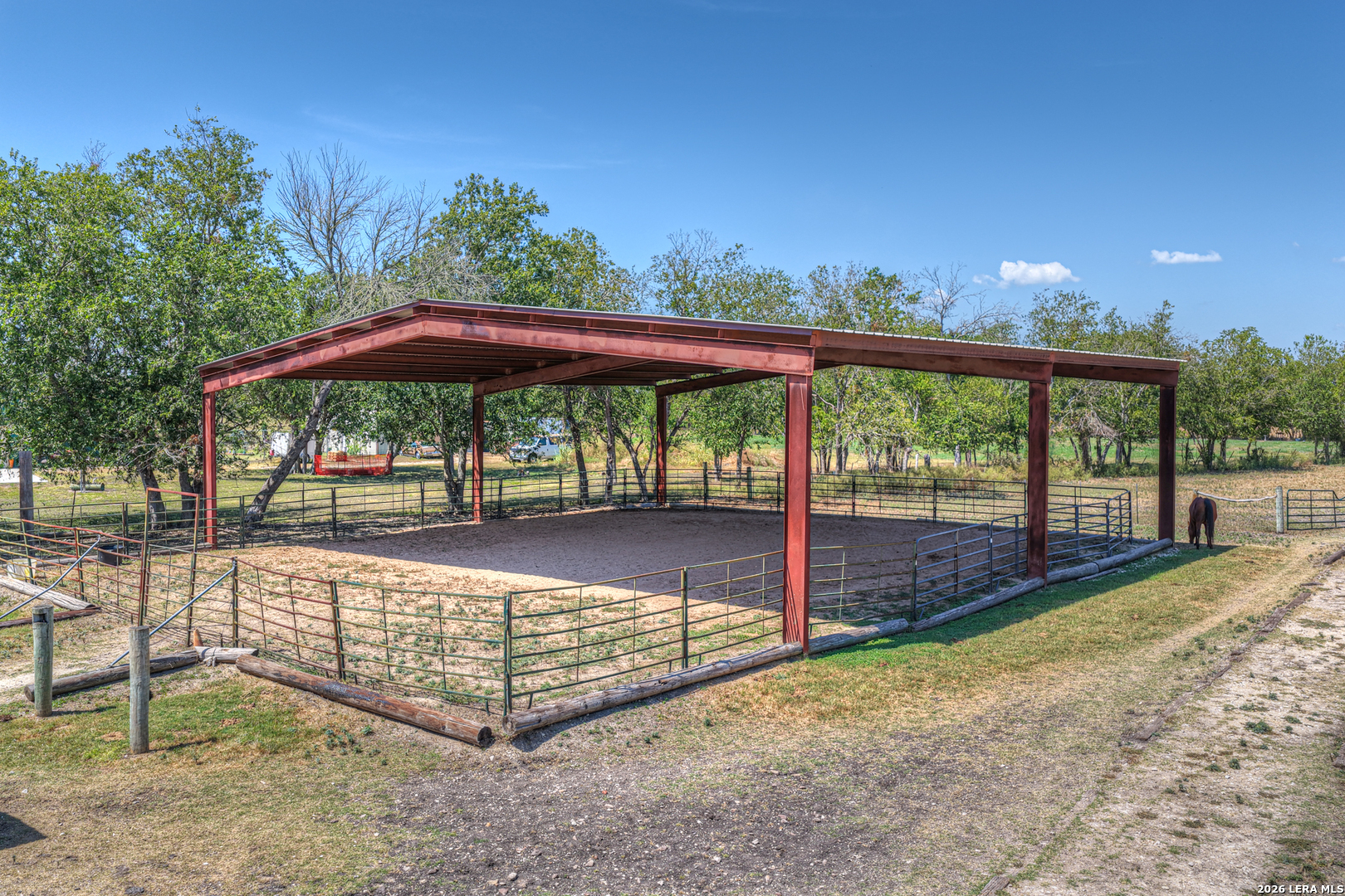 main property photo 45