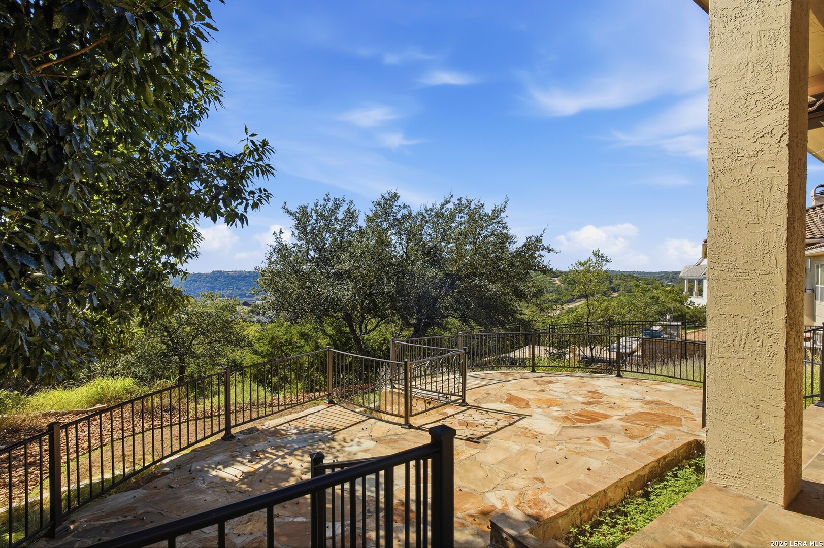 main property photo 25