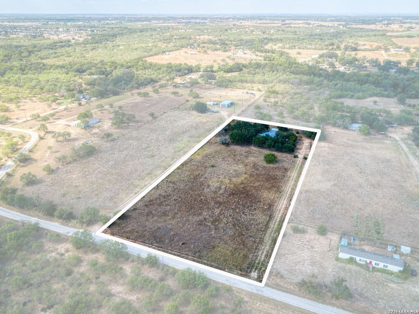 main property photo 6