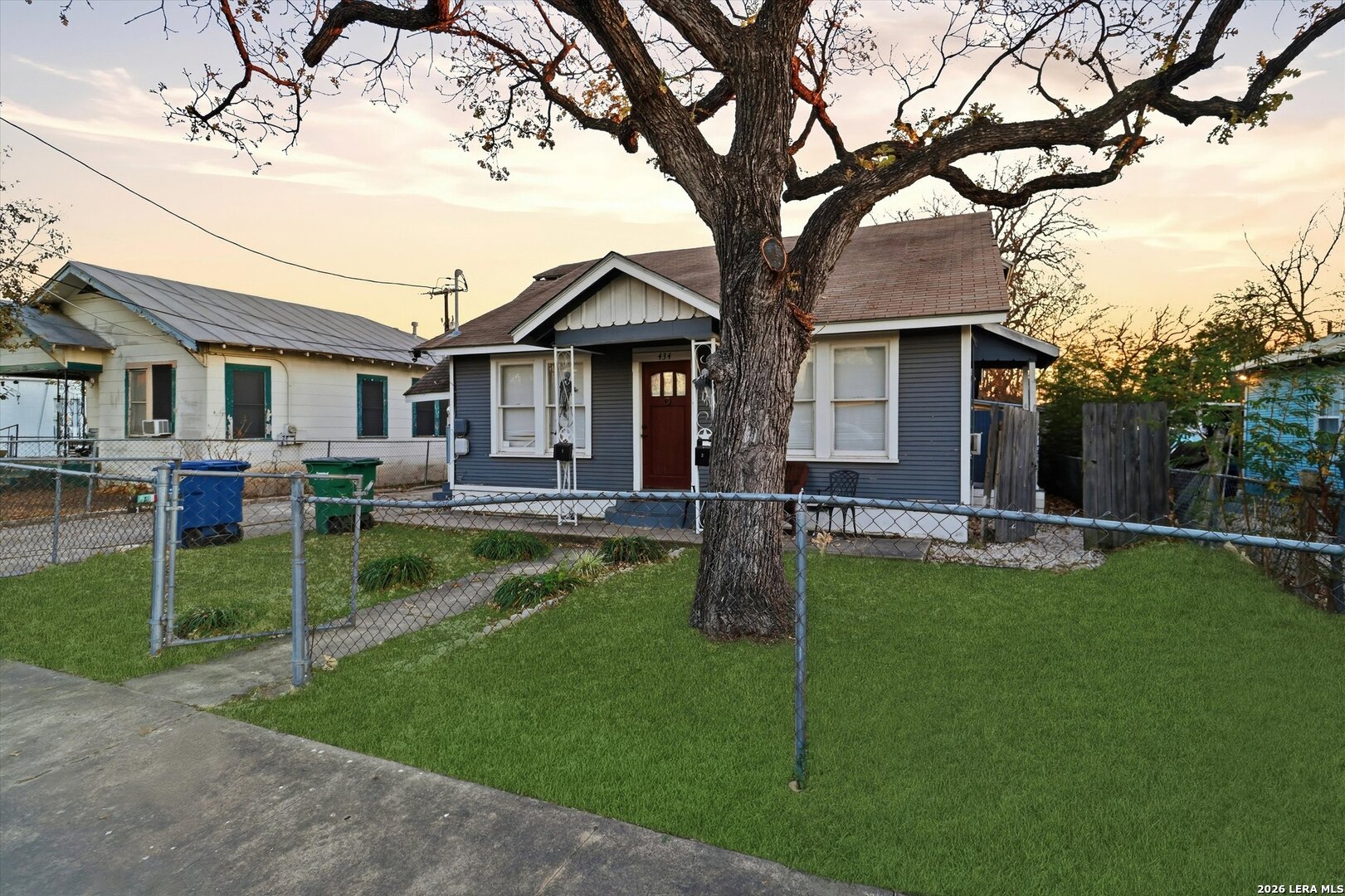 main property photo 2