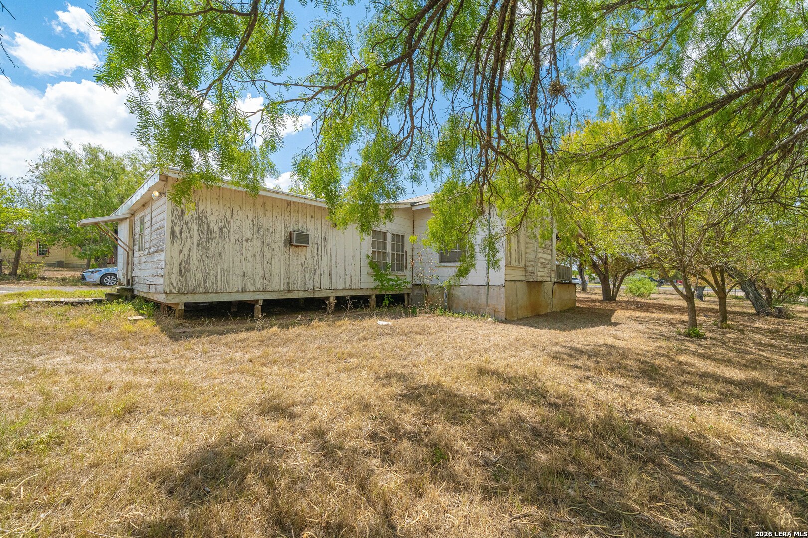 main property photo 31