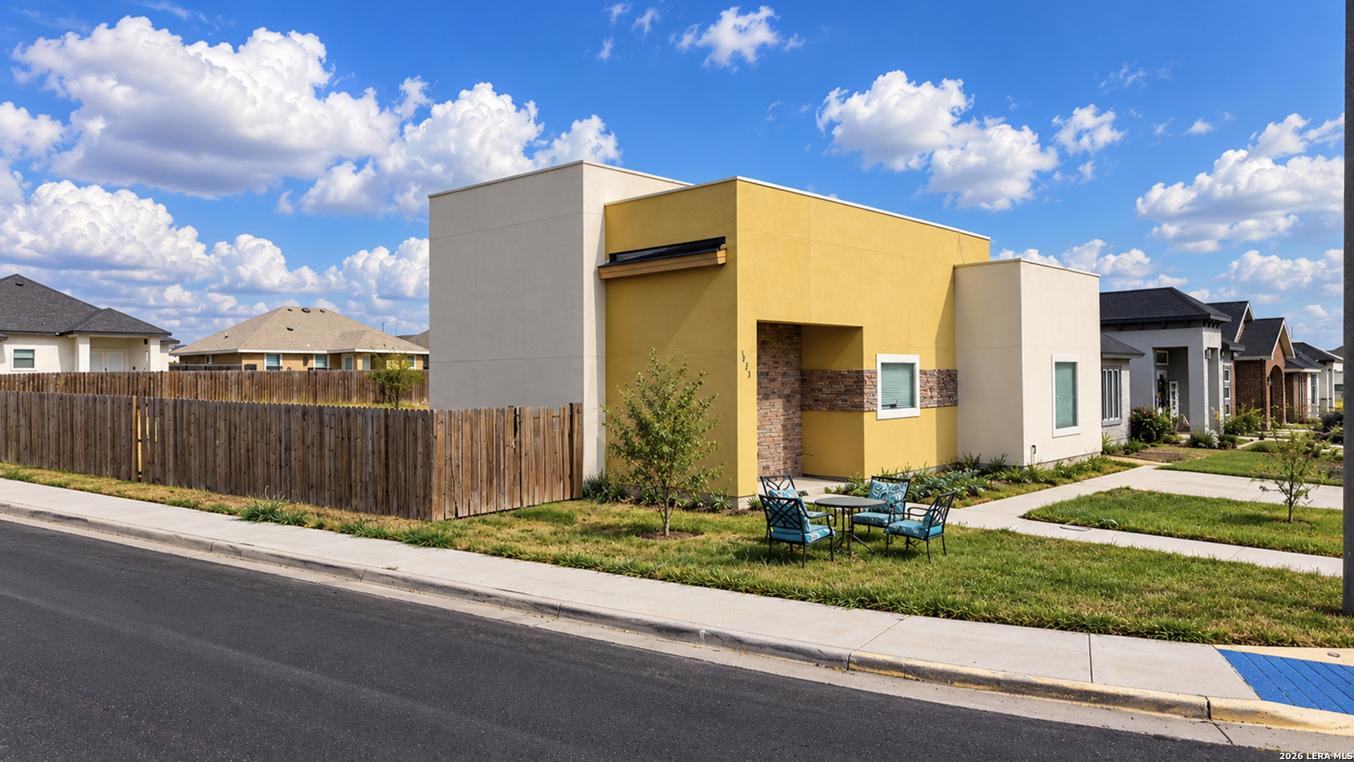 main property photo 2