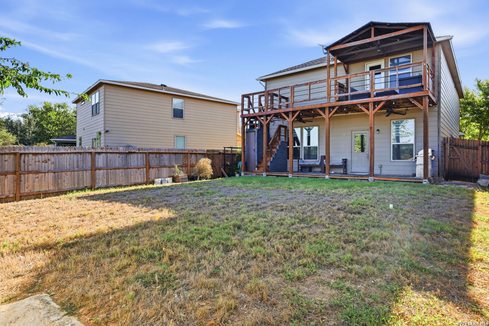 main property photo 30