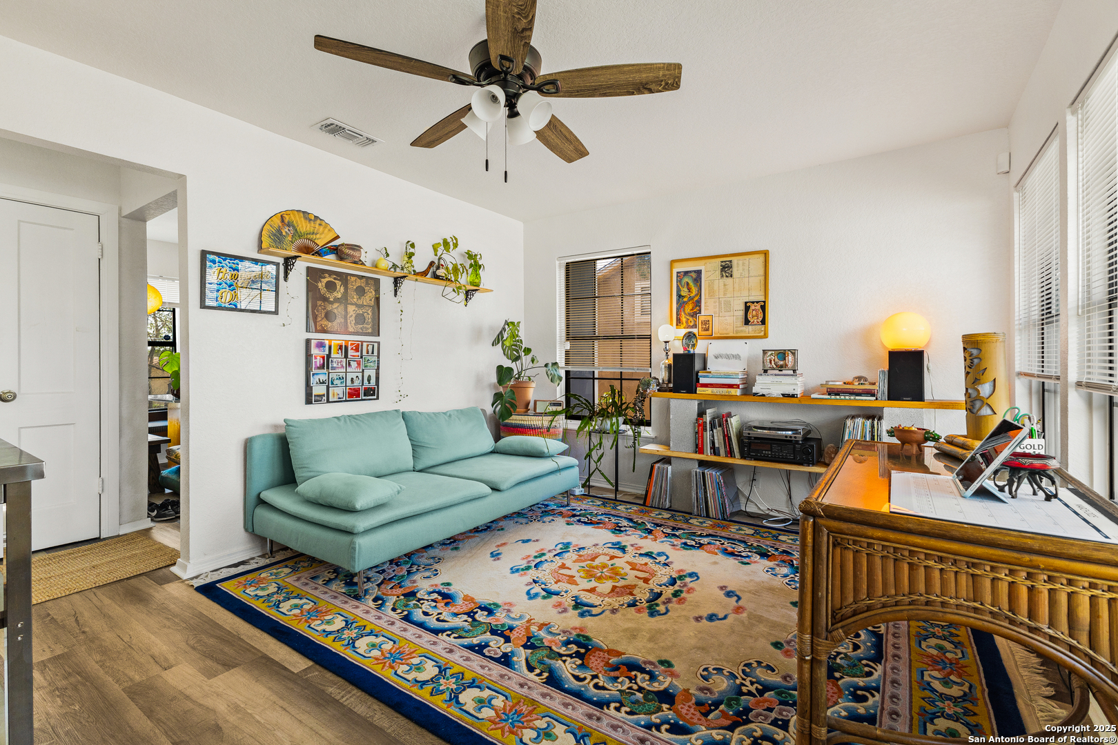 main property photo 2