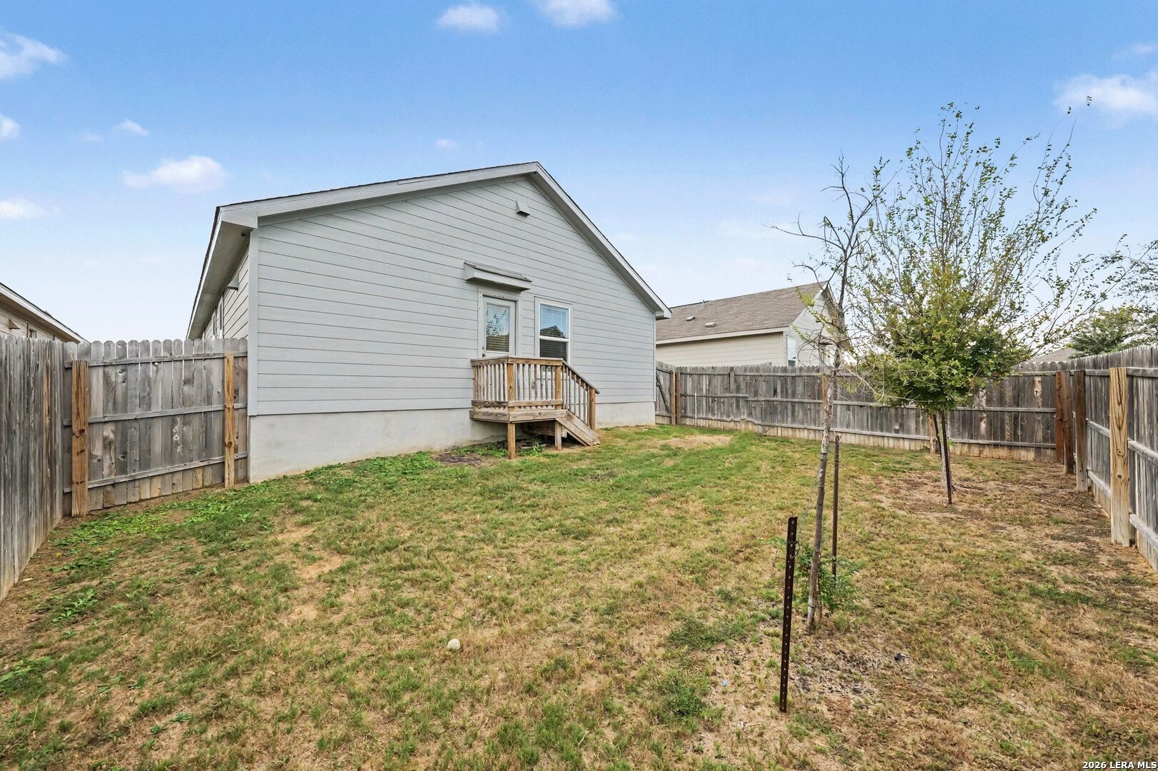 main property photo 20