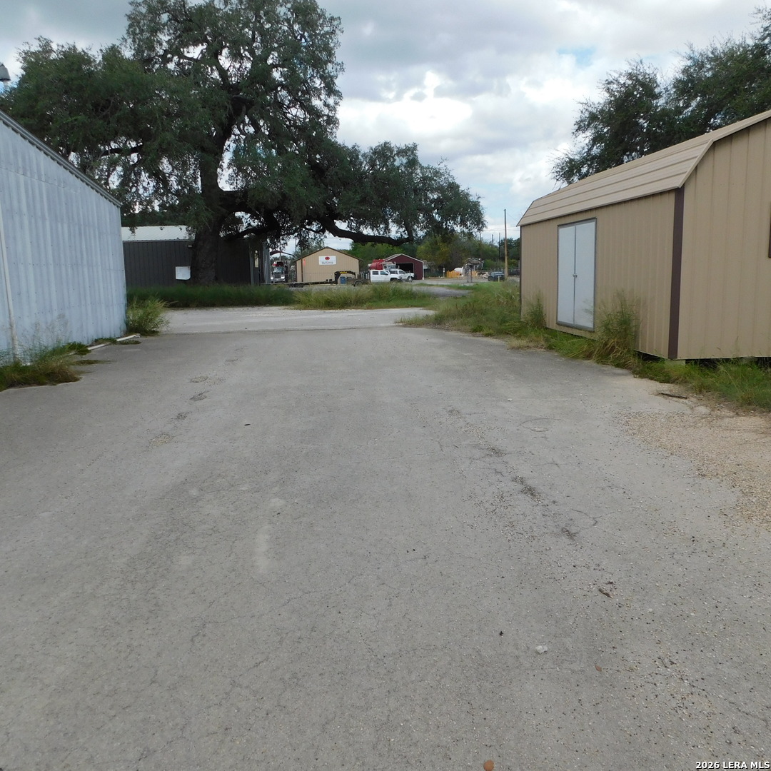 main property photo 7