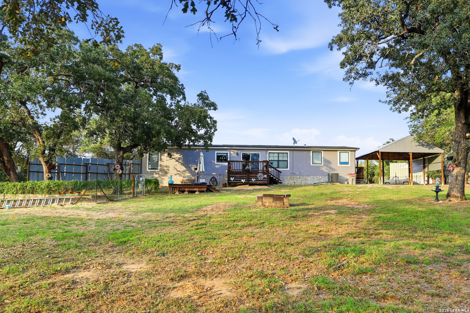 main property photo 31