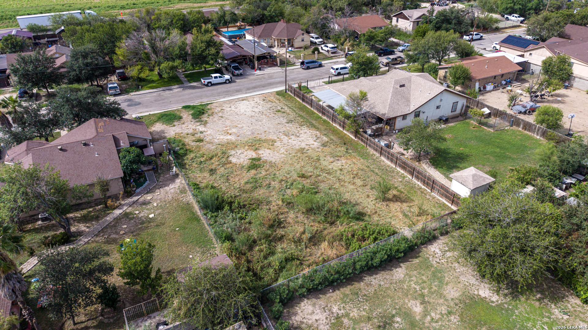 main property photo 6