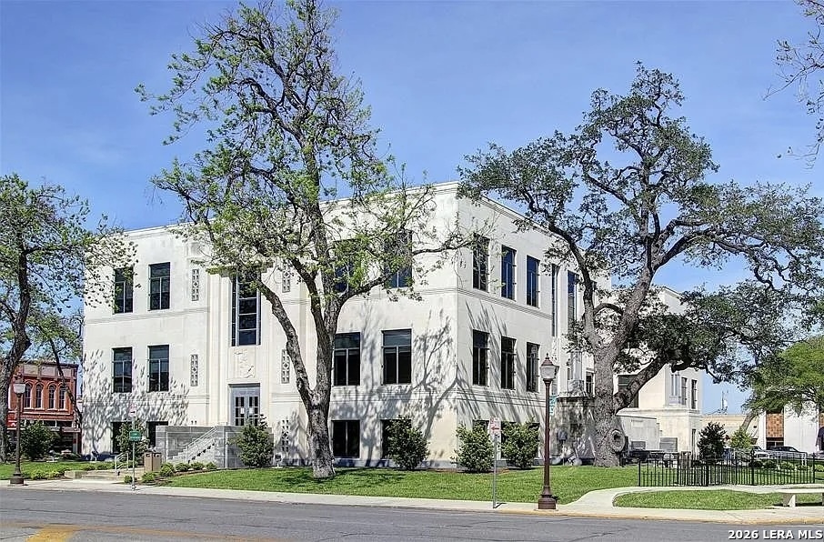 main property photo 46