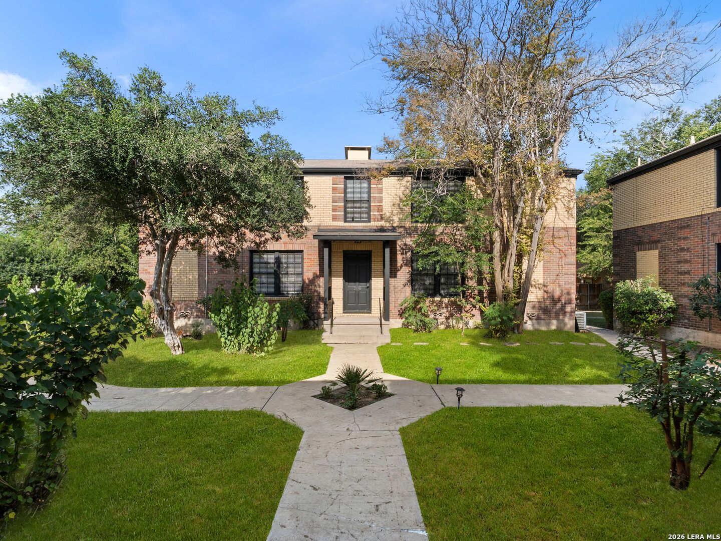 main property photo 41