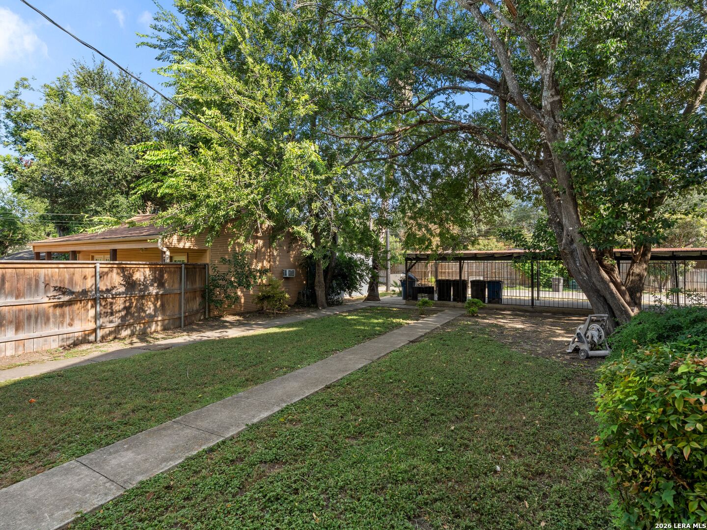 main property photo 46