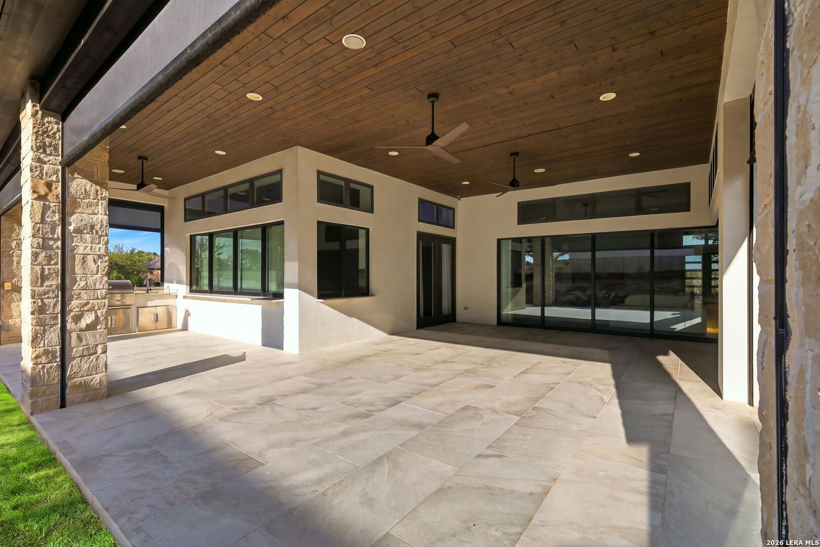 main property photo 83