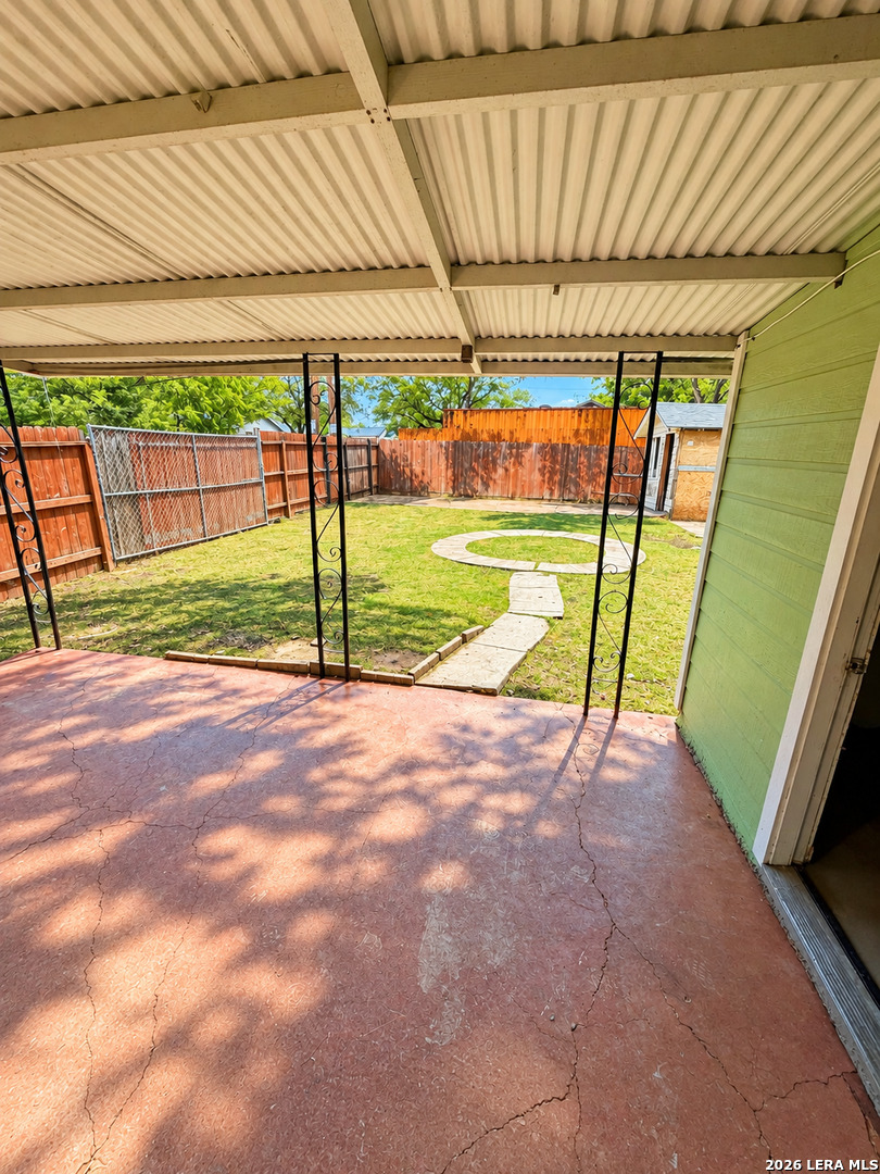 main property photo 19