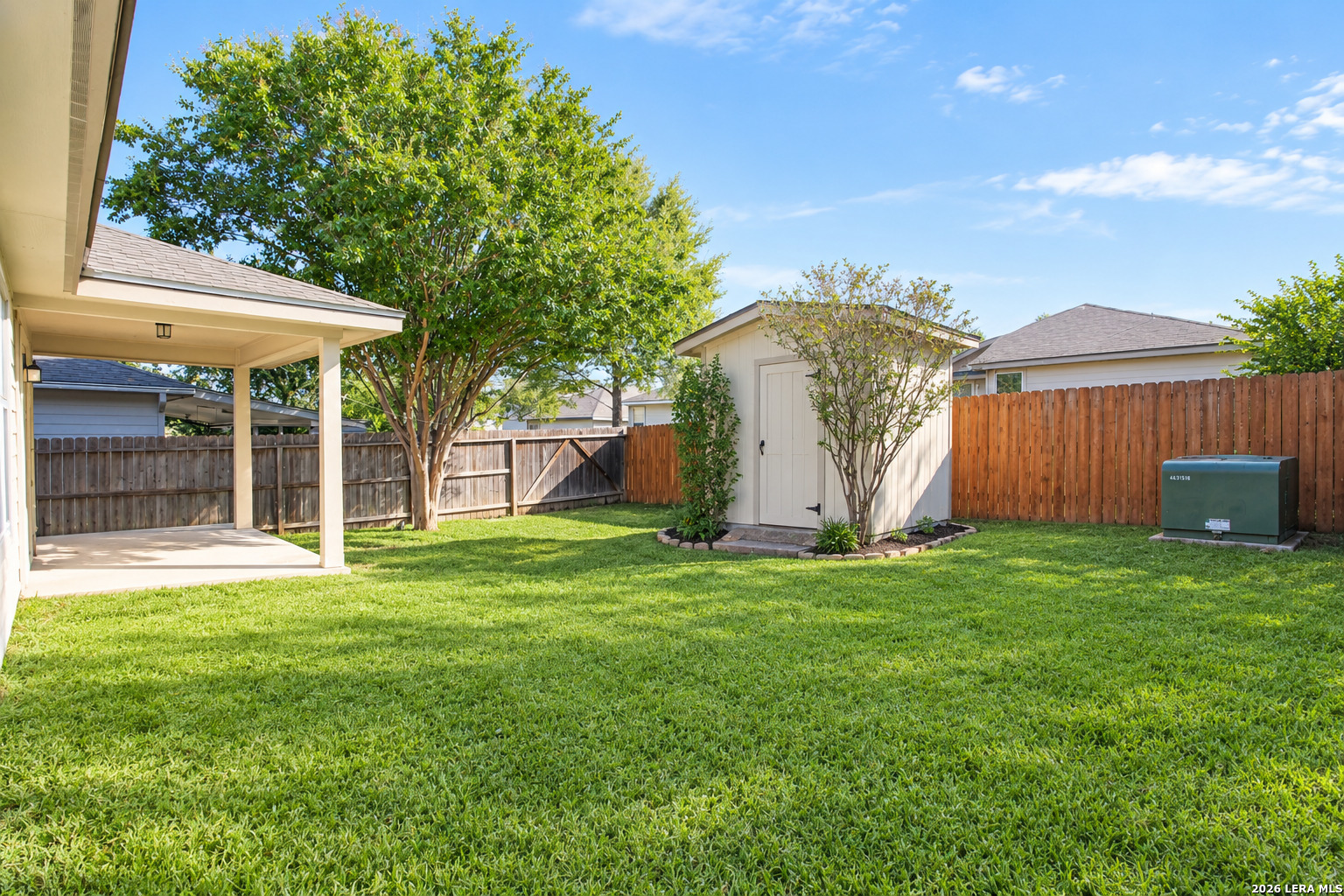 main property photo 13