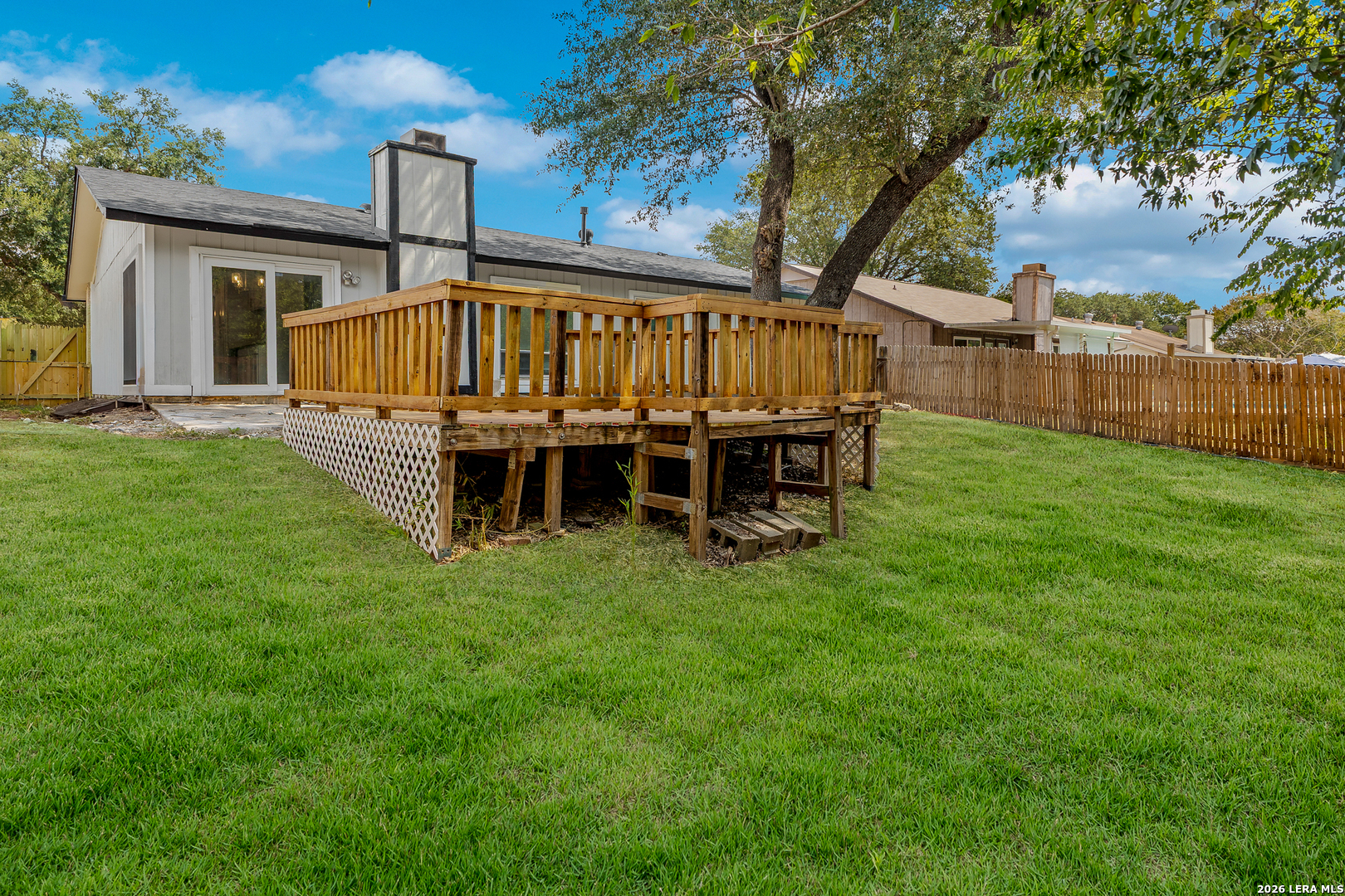 main property photo 19