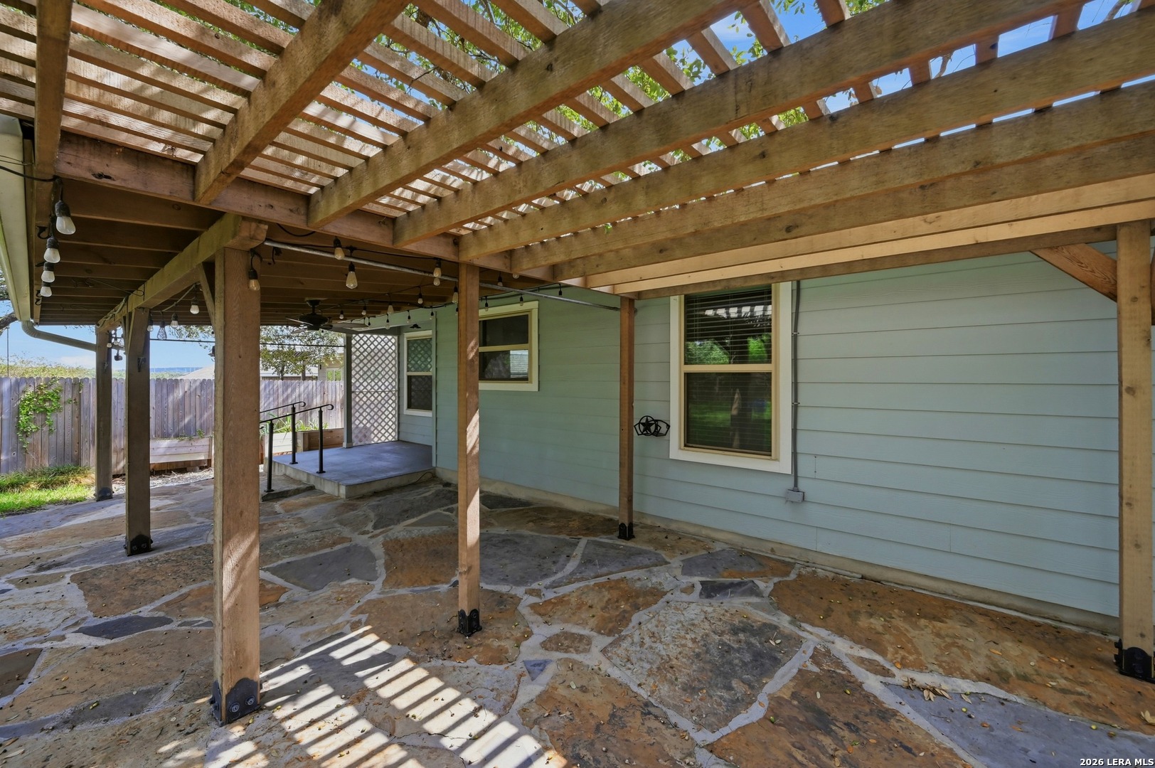 main property photo 37
