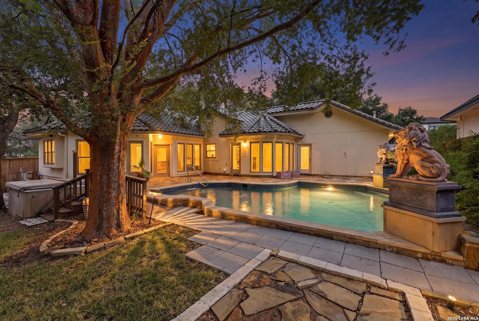main property photo 50