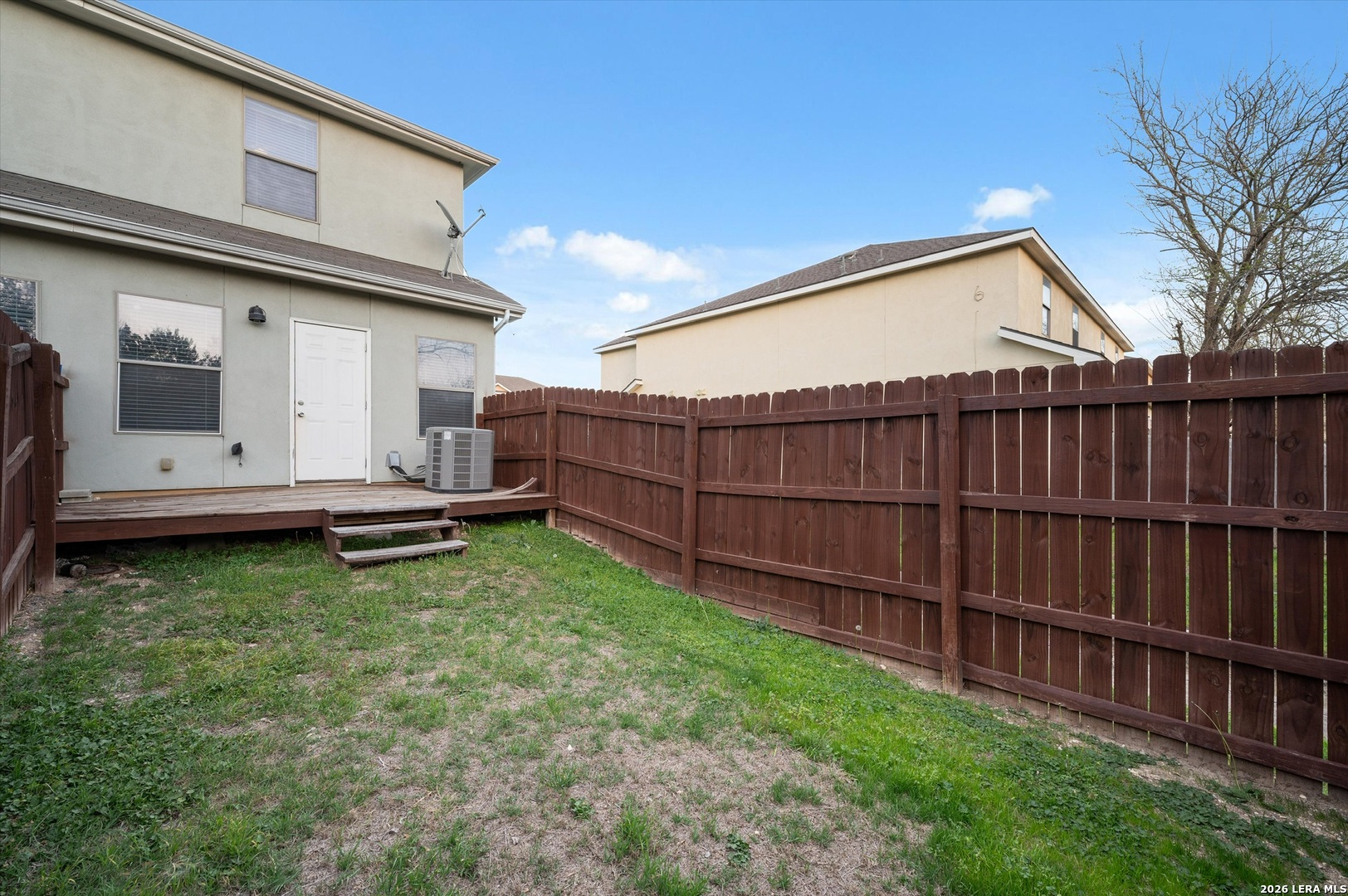 main property photo 14