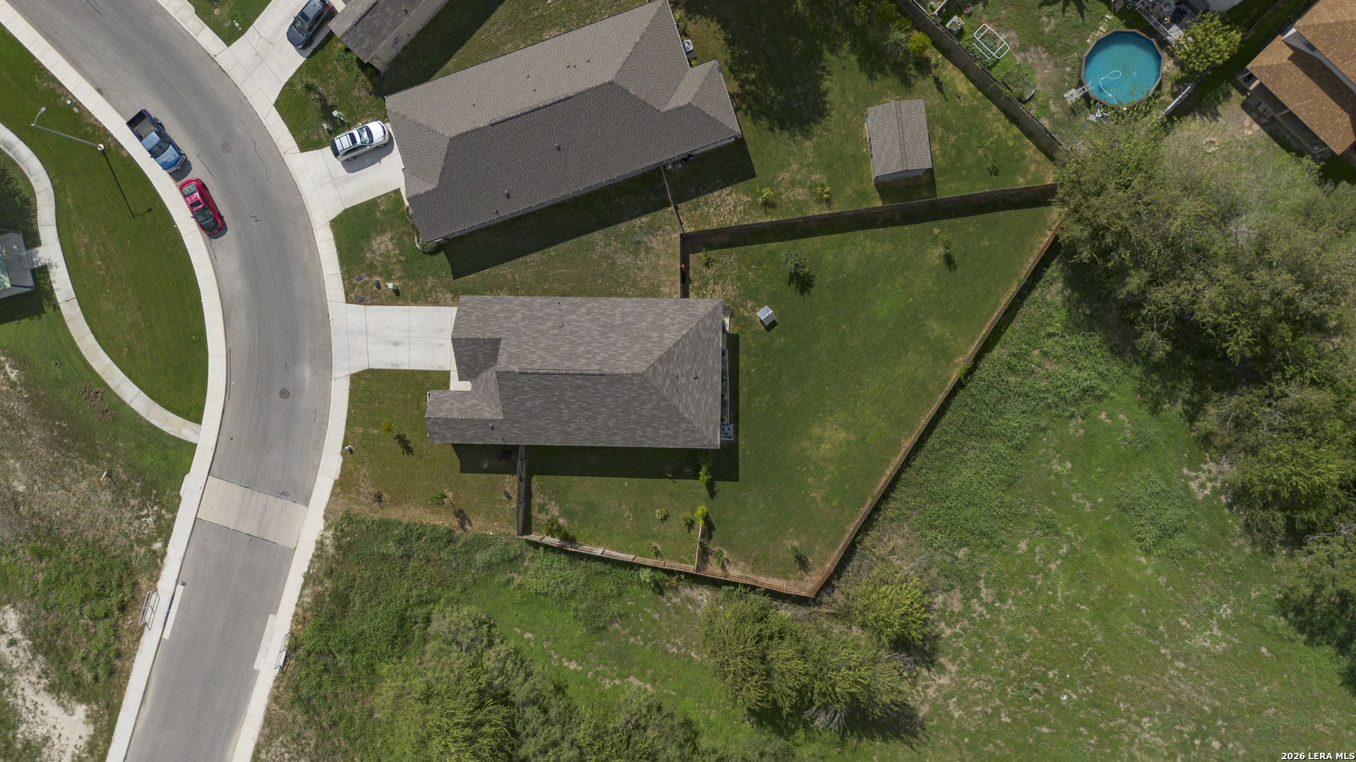 main property photo 49