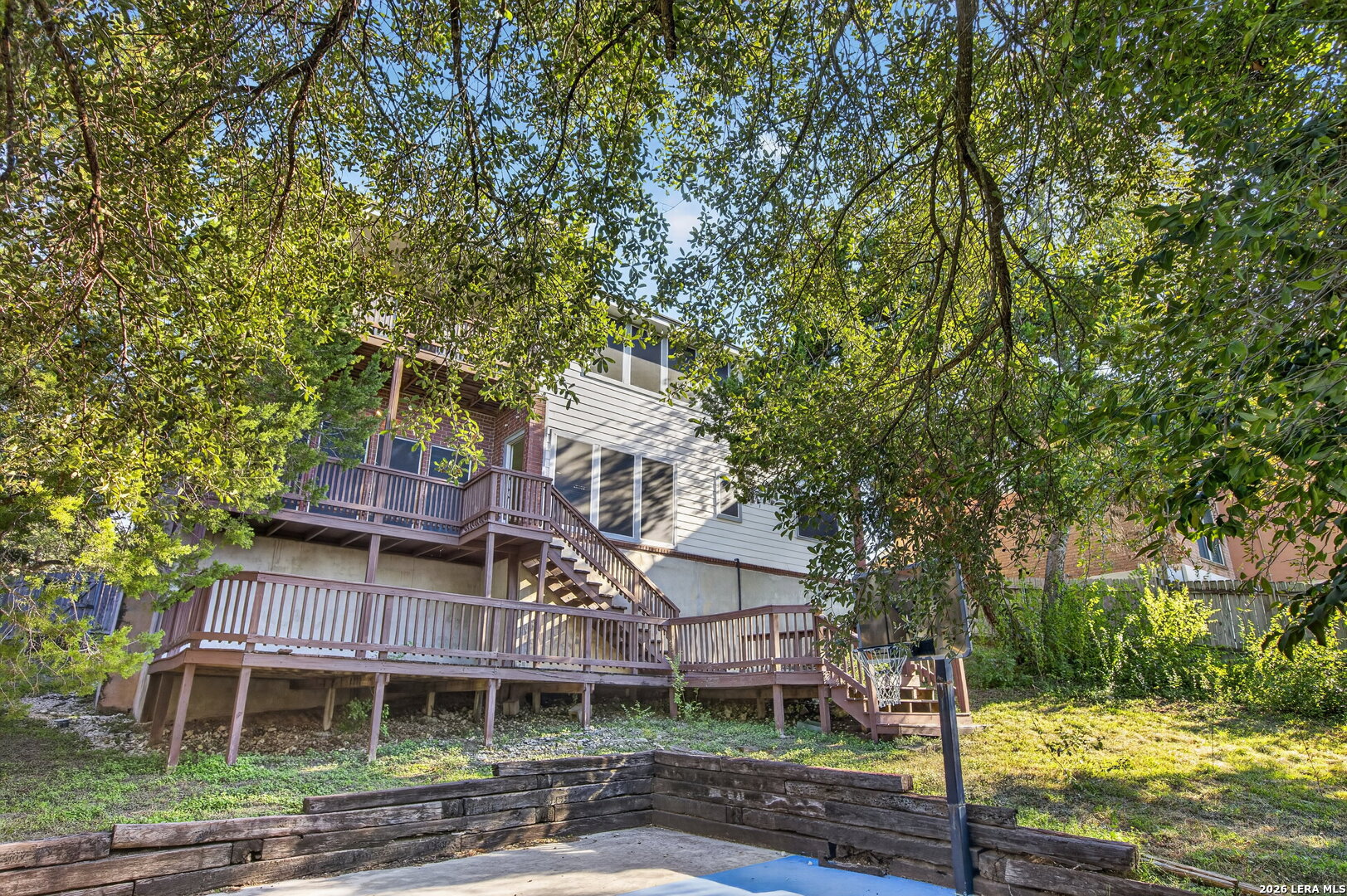main property photo 20