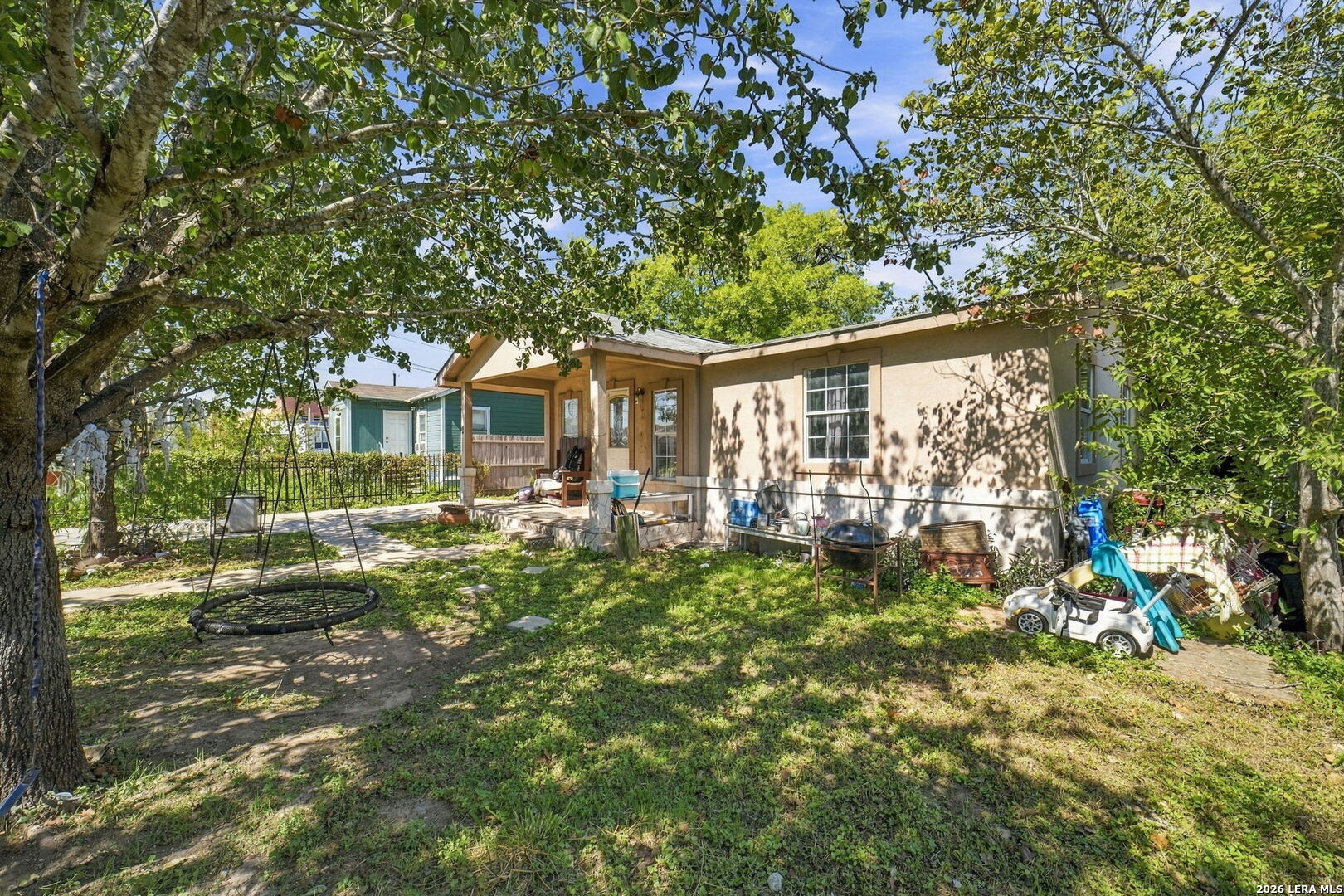 main property photo 2