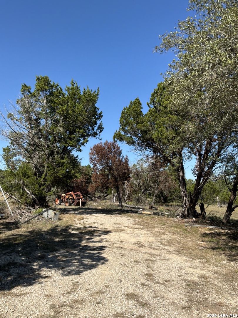 main property photo 10