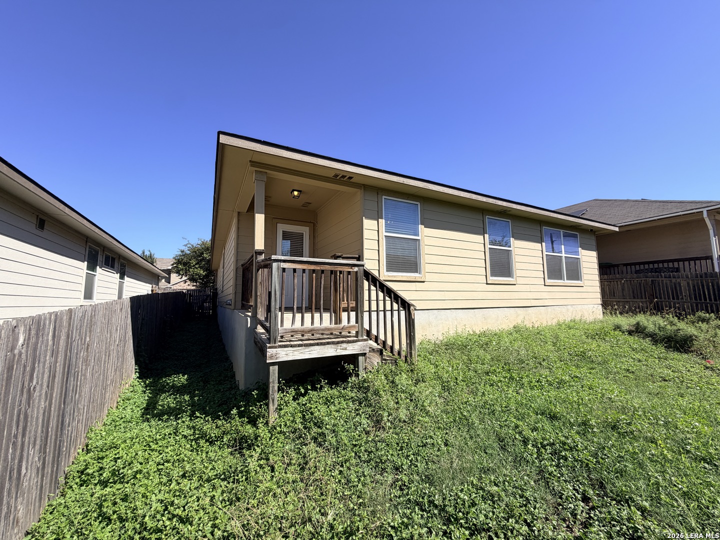 main property photo 30