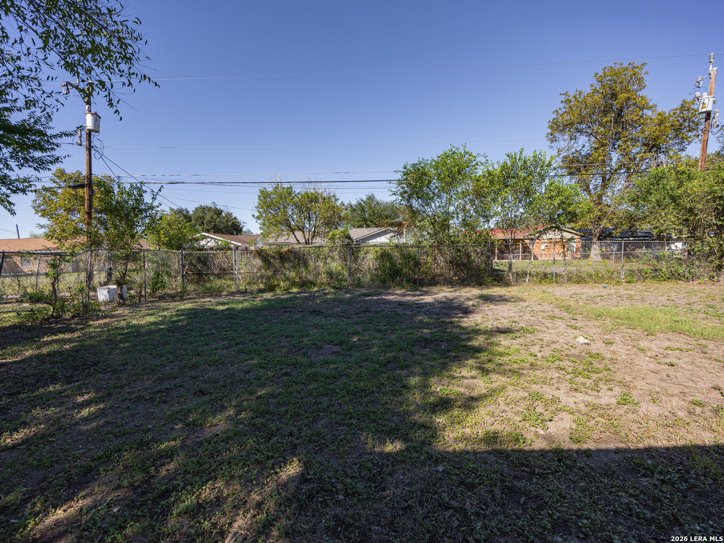 main property photo 27
