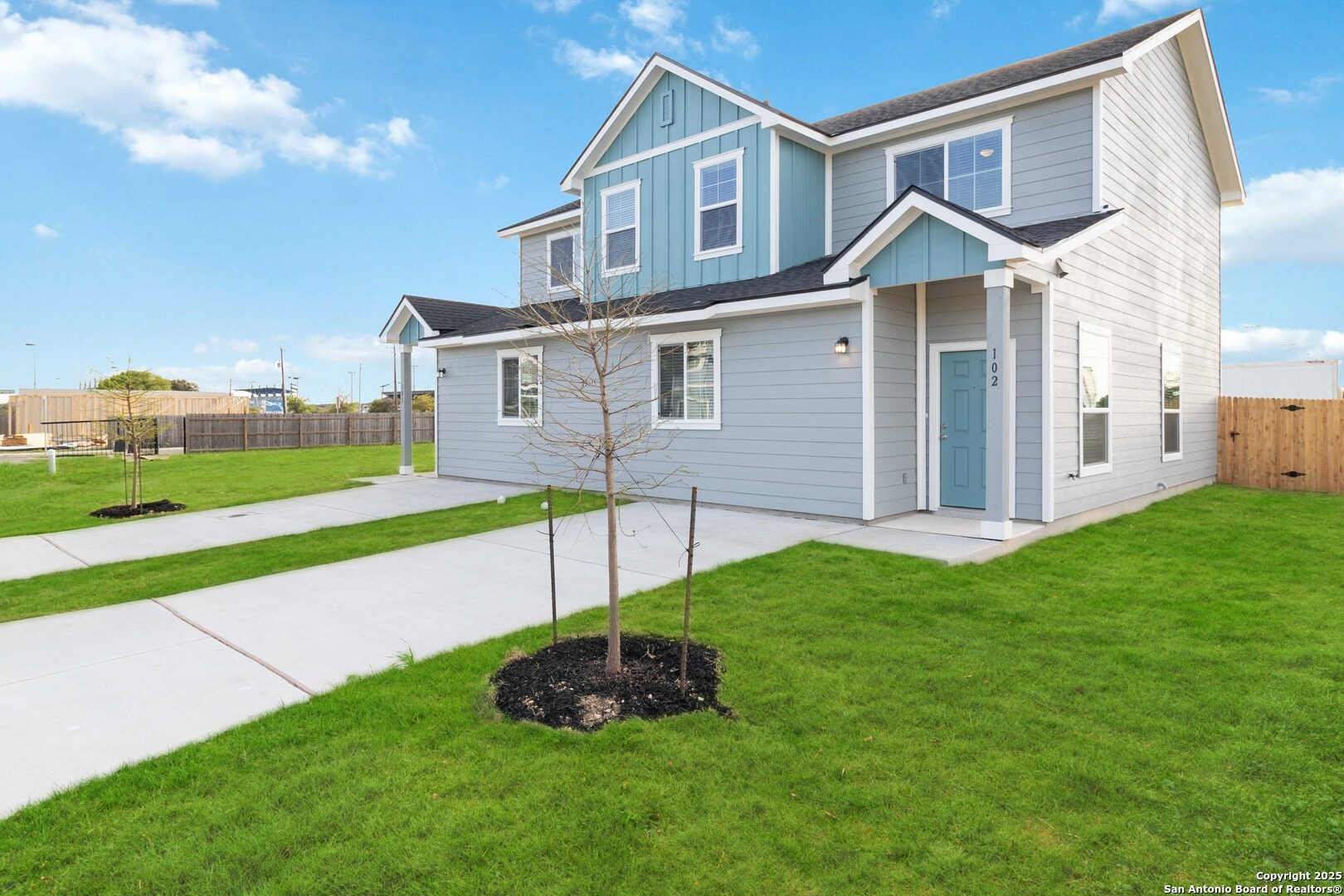 main property photo 2