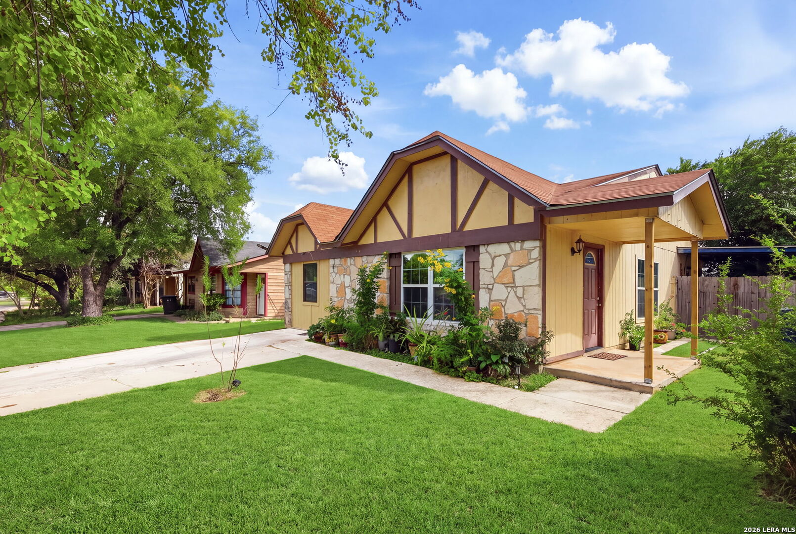 main property photo 2